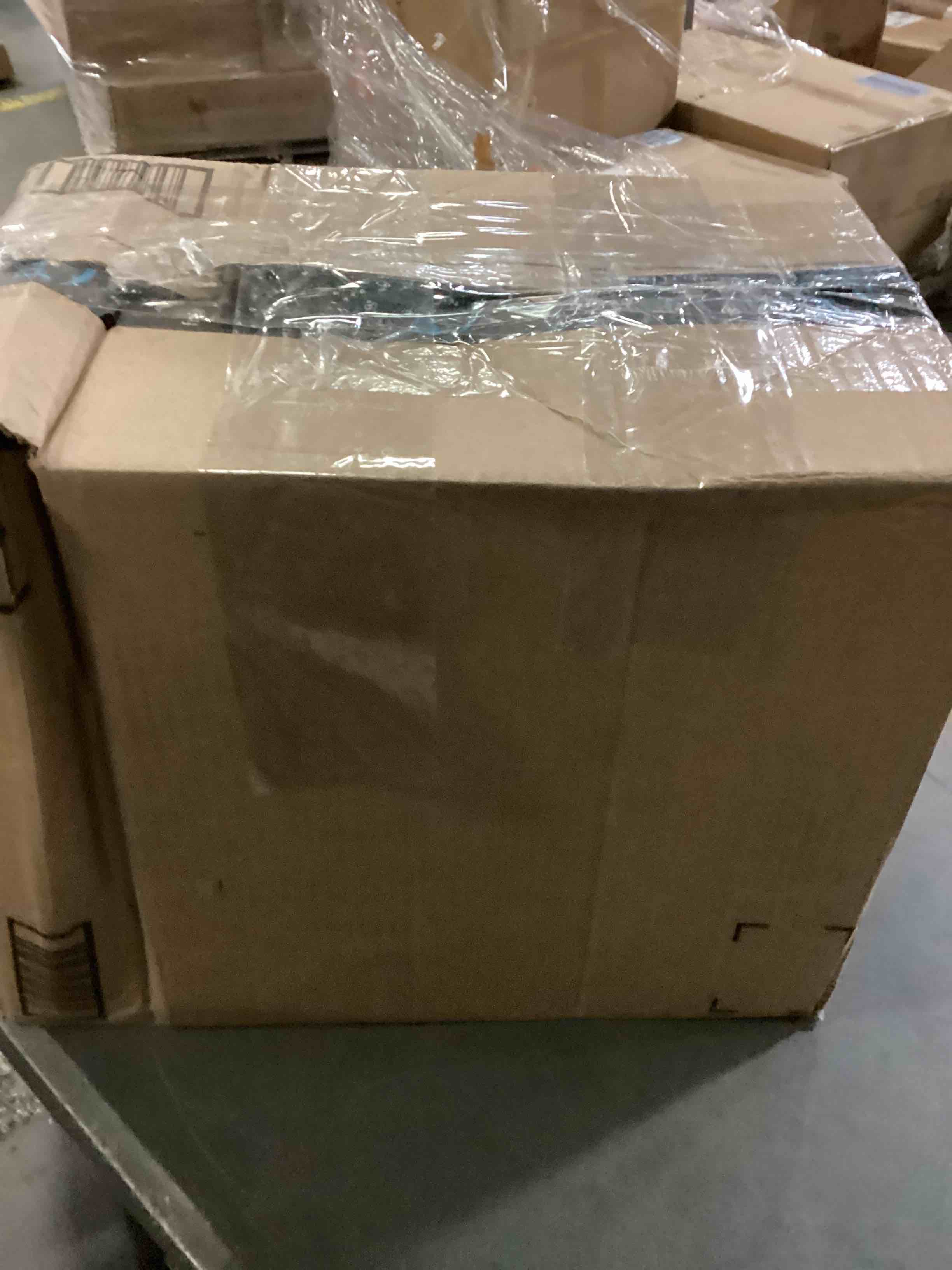 https://s3.amazonaws.com/lotting-images-prod/bidfta/BLU5838112_1718365211218.jpeg