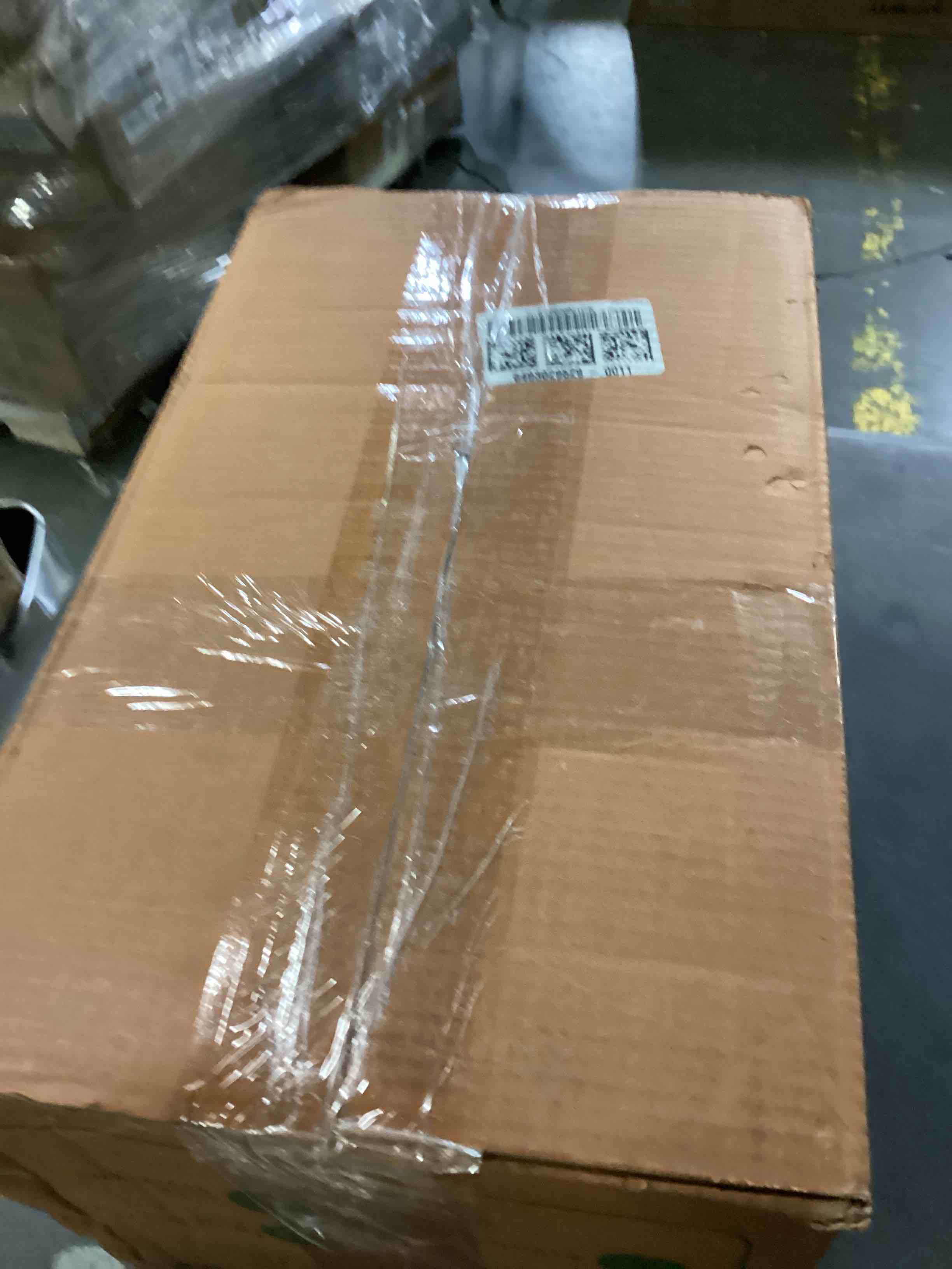 https://s3.amazonaws.com/lotting-images-prod/bidfta/BLU5838340_1718452182434.jpeg