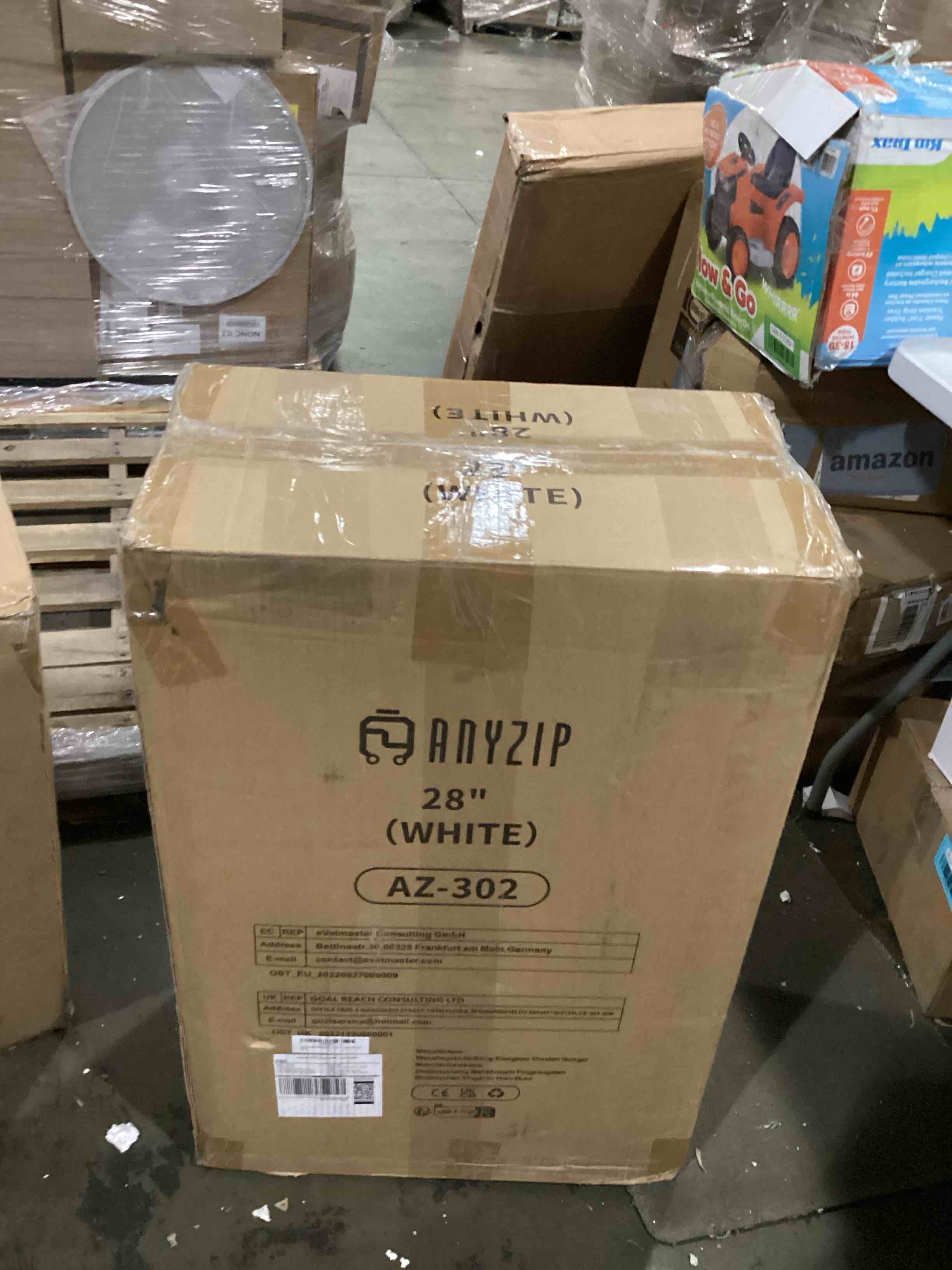 https://s3.amazonaws.com/lotting-images-prod/bidfta/BLU5839327_1718370782657.jpeg