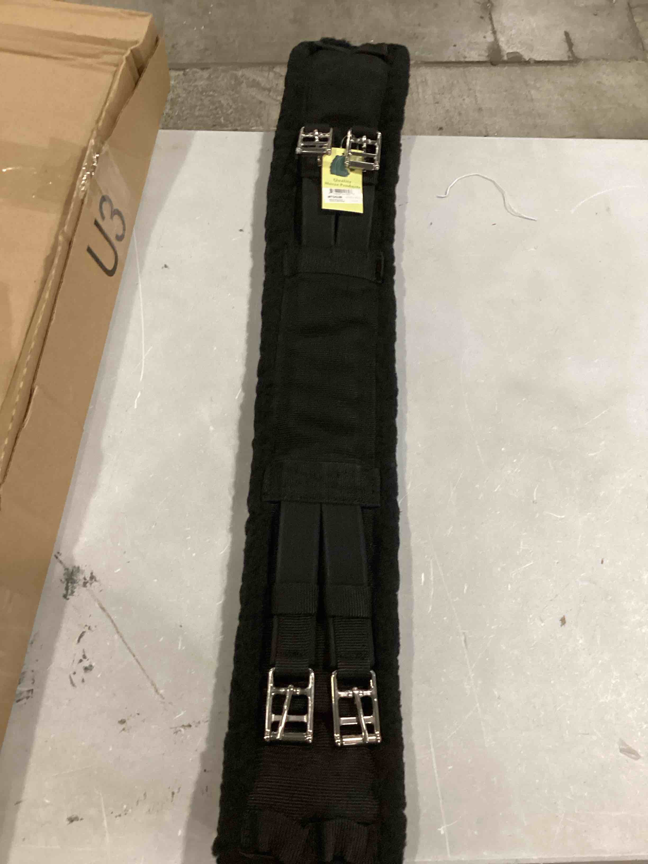 https://s3.amazonaws.com/lotting-images-prod/bidfta/BLU5839564_1718625075818.jpeg