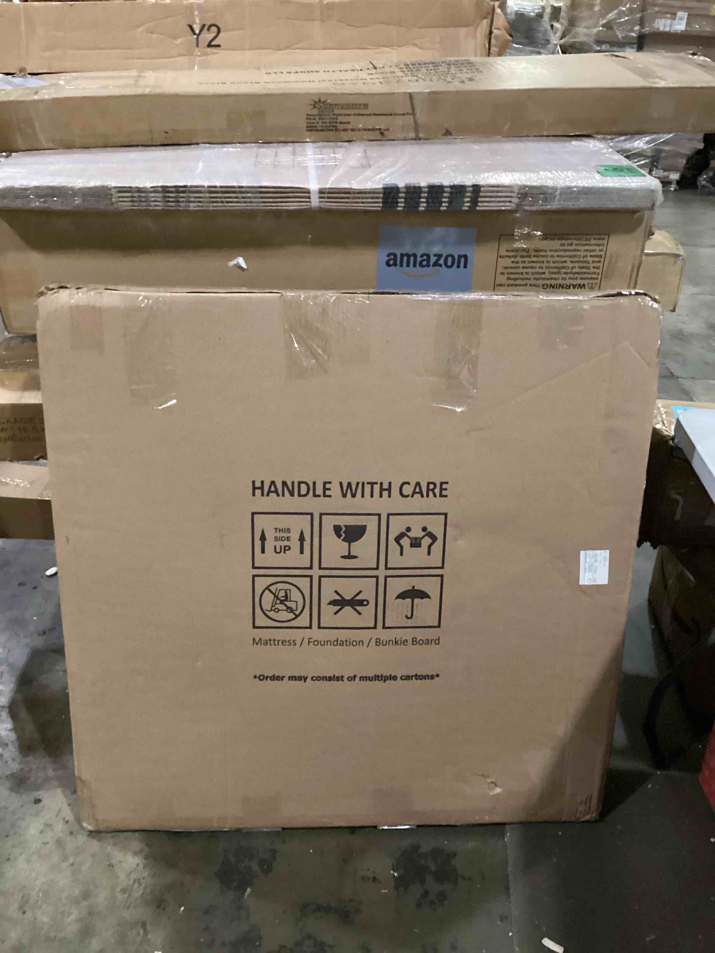 https://s3.amazonaws.com/lotting-images-prod/bidfta/BLU5839625_1718639094454.jpeg