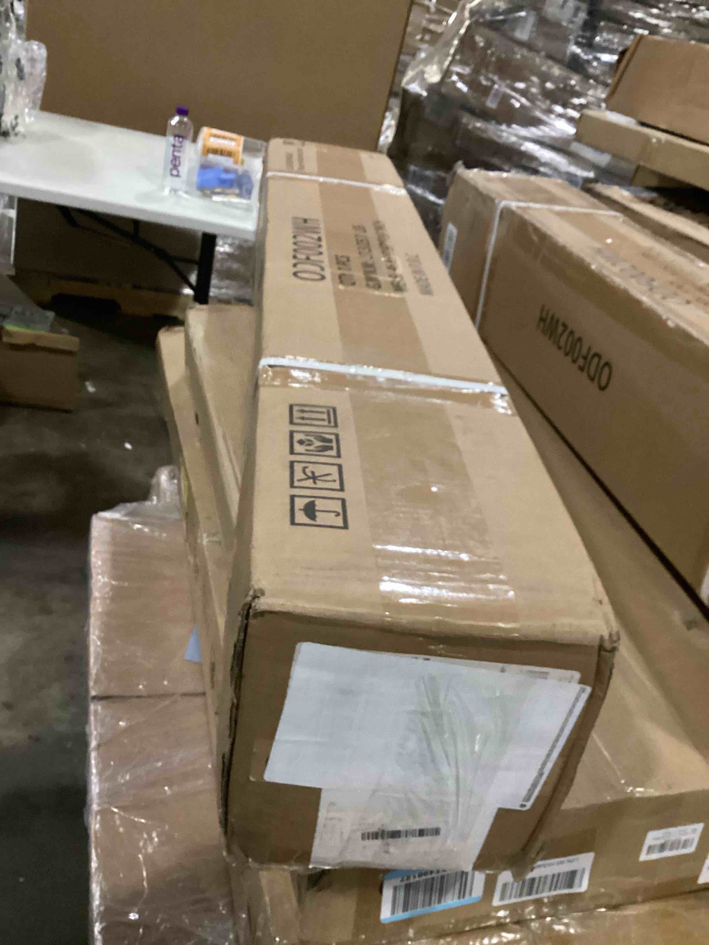 https://s3.amazonaws.com/lotting-images-prod/bidfta/BLU5839636_1718643122046.jpeg