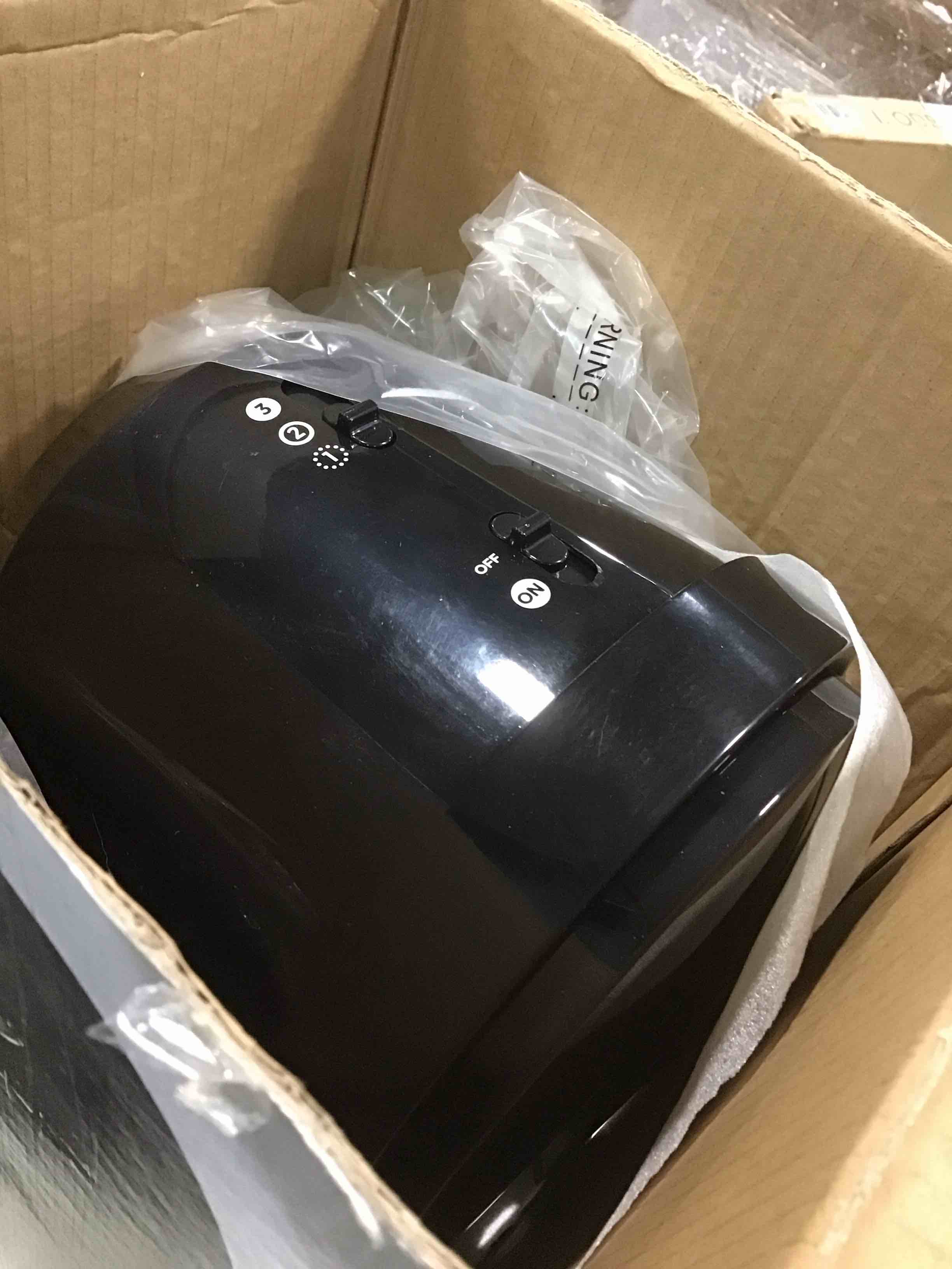 https://s3.amazonaws.com/lotting-images-prod/bidfta/BLU5840000_1709752891580.jpeg