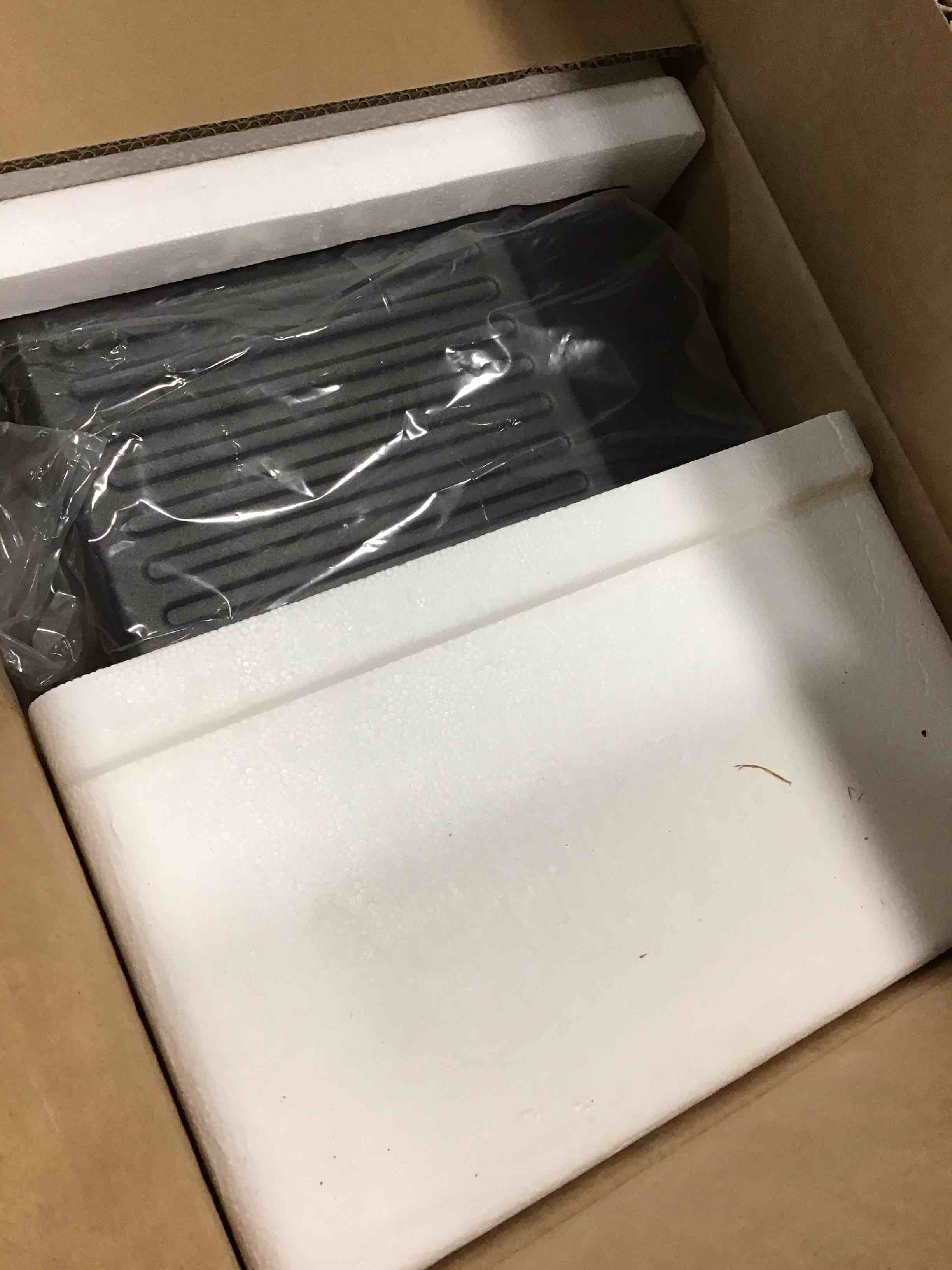 https://s3.amazonaws.com/lotting-images-prod/bidfta/BLU5840038_1709758505115.jpeg