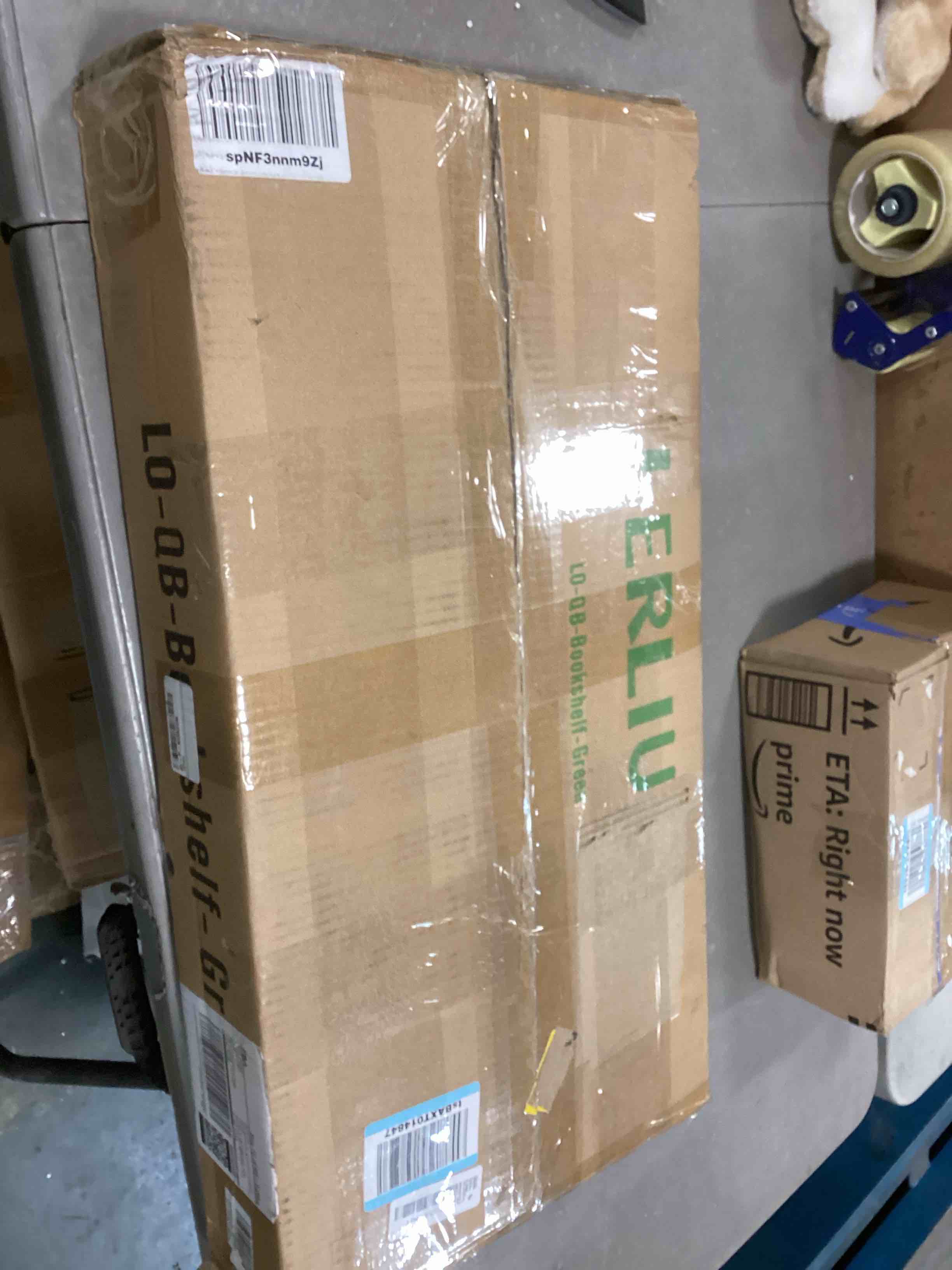 https://s3.amazonaws.com/lotting-images-prod/bidfta/BLU5840276_1709988728749.jpeg