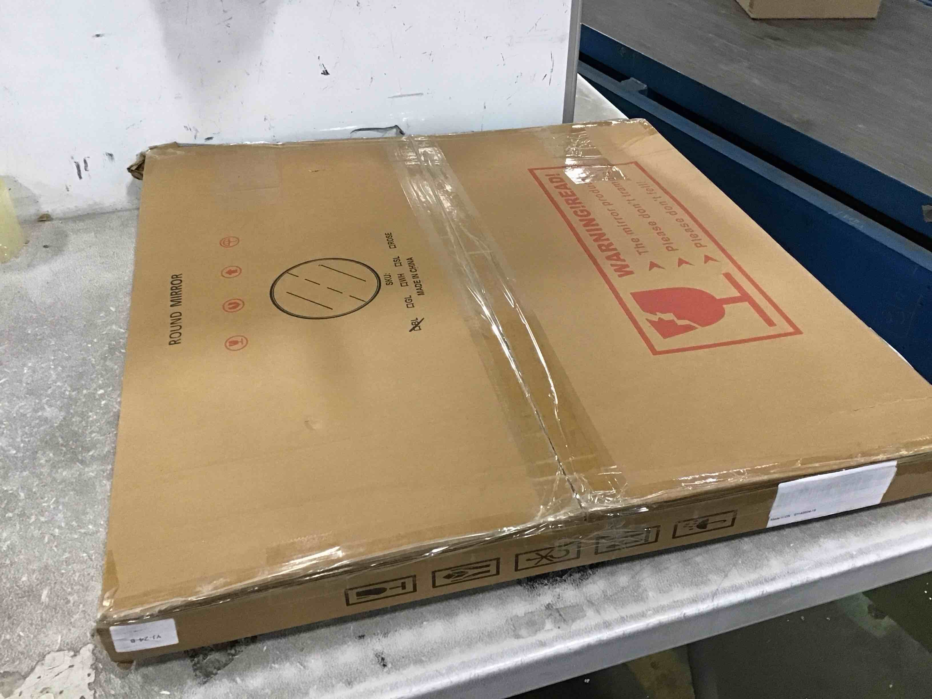 https://s3.amazonaws.com/lotting-images-prod/bidfta/BLU5841191_1710526543244.jpeg