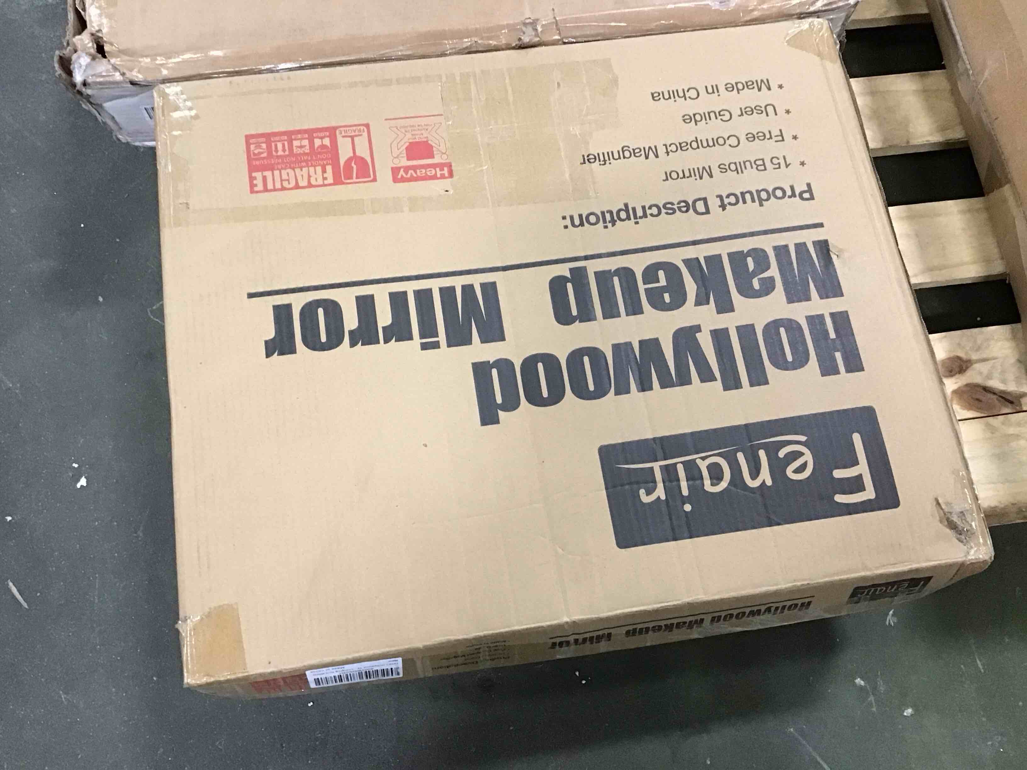 https://s3.amazonaws.com/lotting-images-prod/bidfta/BLU5841207_1710528670615.jpeg