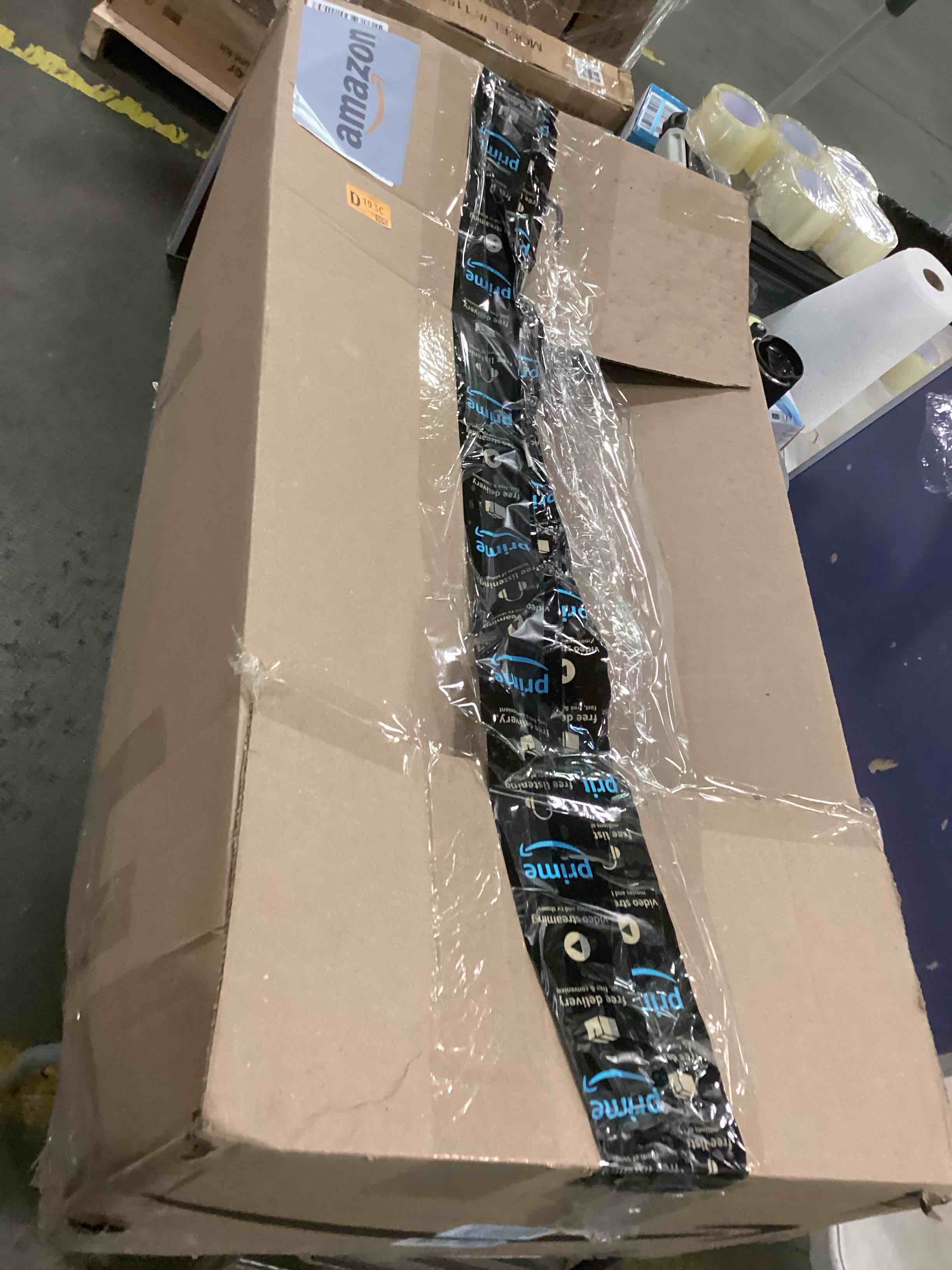 https://s3.amazonaws.com/lotting-images-prod/bidfta/BLU5841821_1709988115318.jpeg