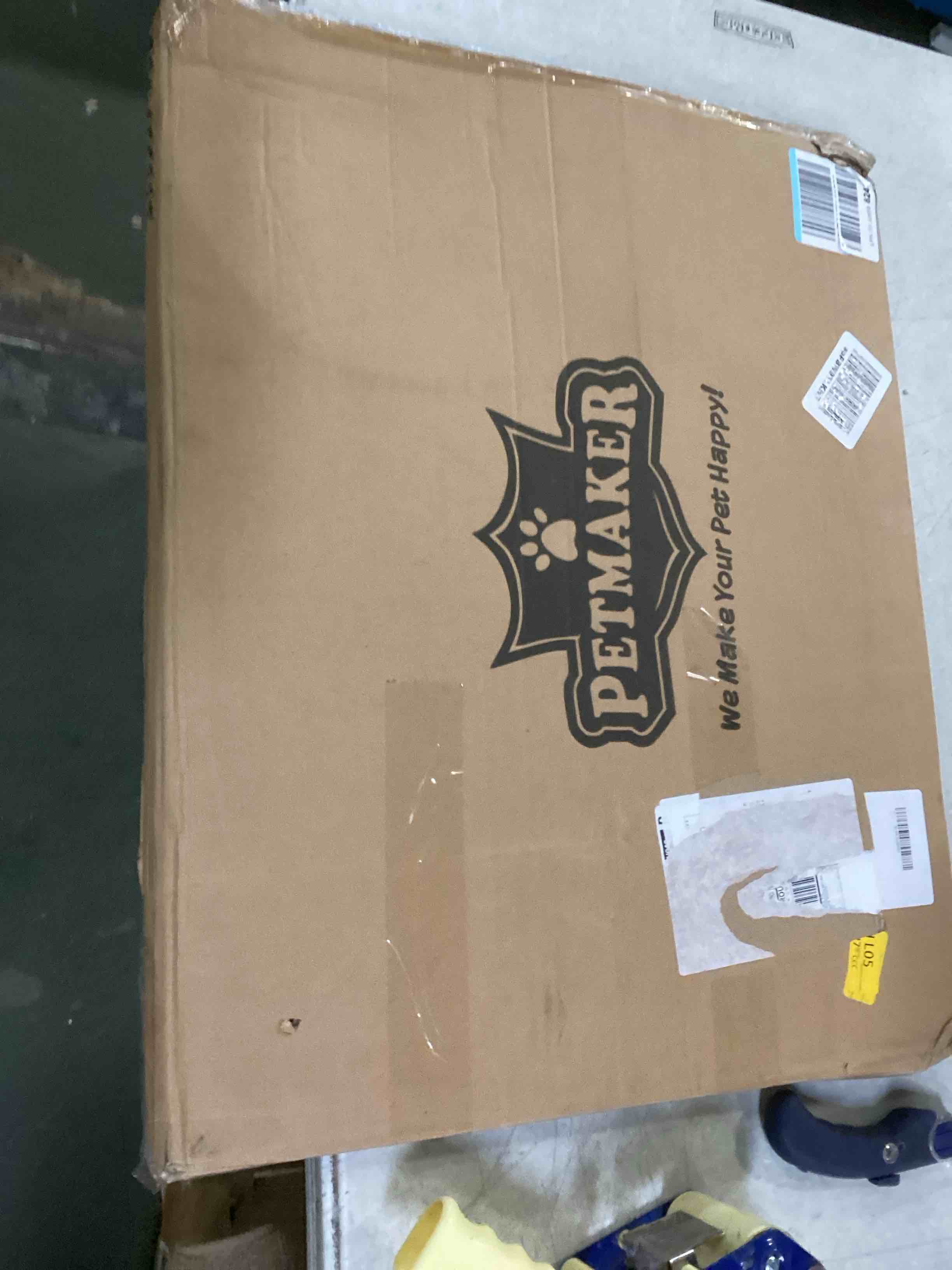 https://s3.amazonaws.com/lotting-images-prod/bidfta/BLU5842518_1710264840896.jpeg