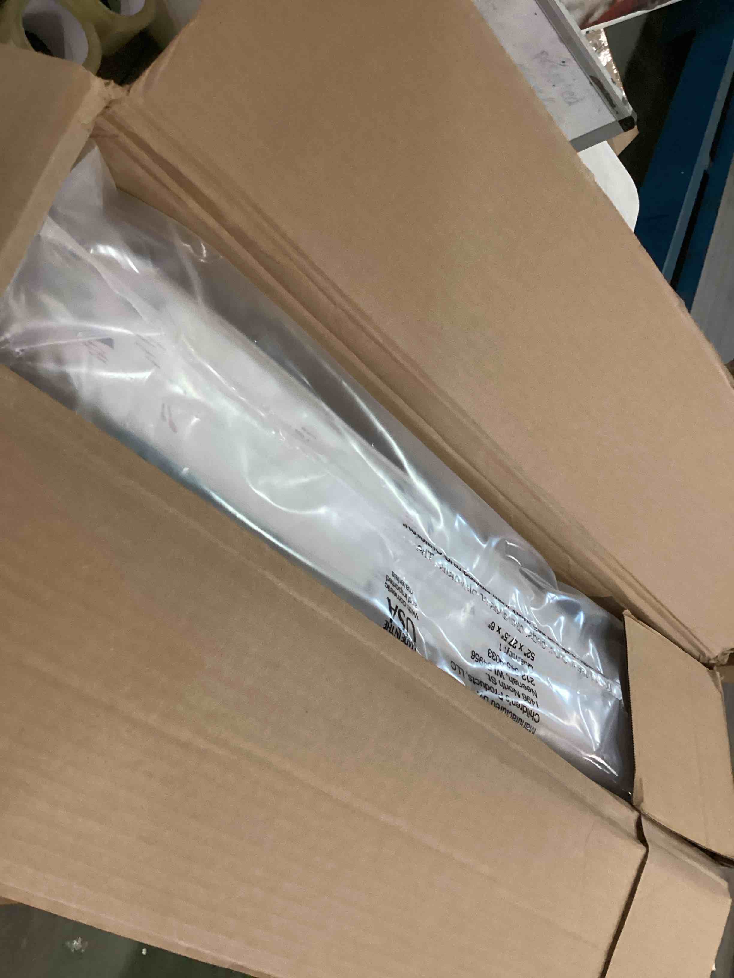 https://s3.amazonaws.com/lotting-images-prod/bidfta/BLU5842631_1710329803041.jpeg