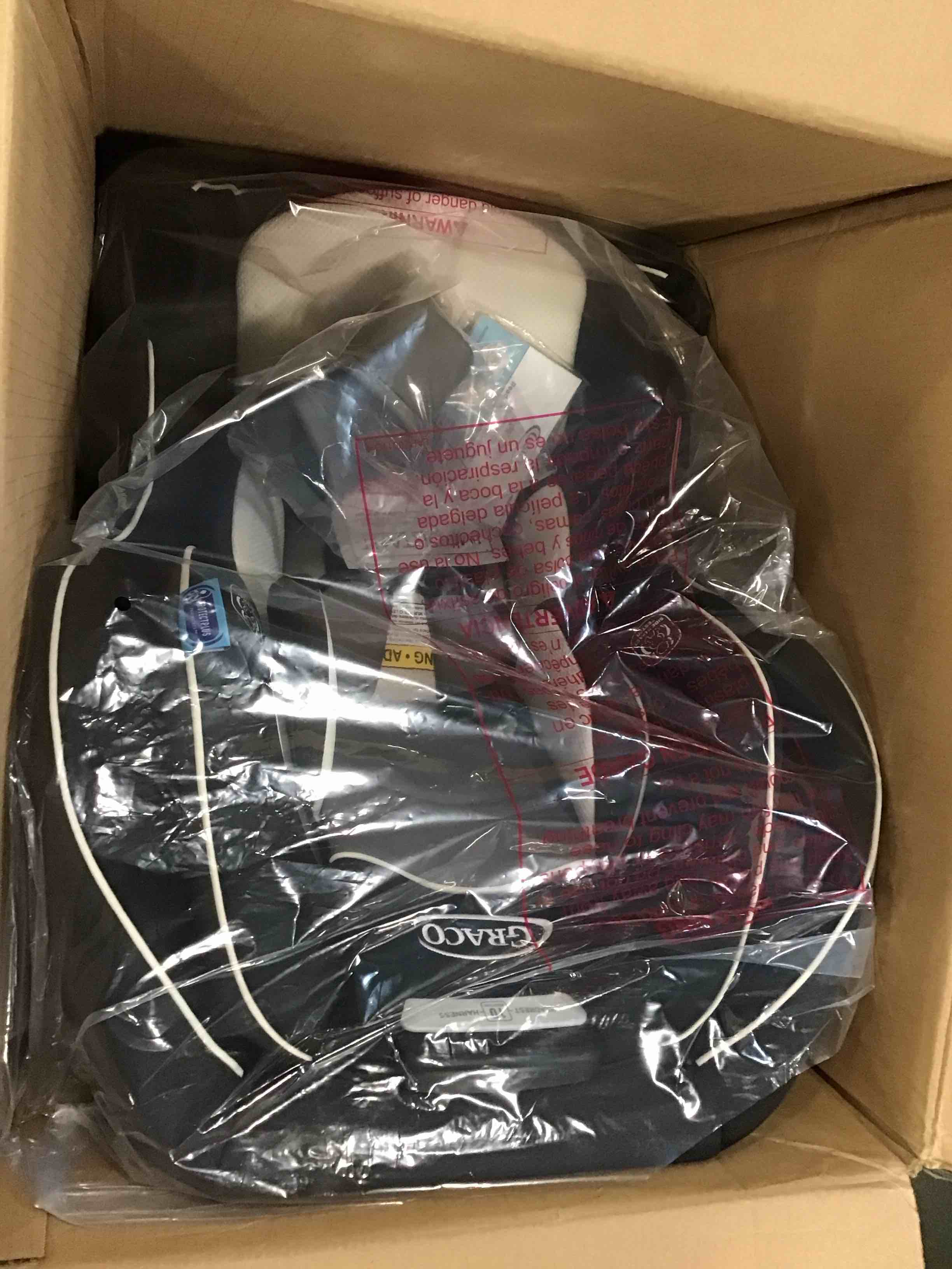 https://s3.amazonaws.com/lotting-images-prod/bidfta/BLU5842987_1710004473458.jpeg