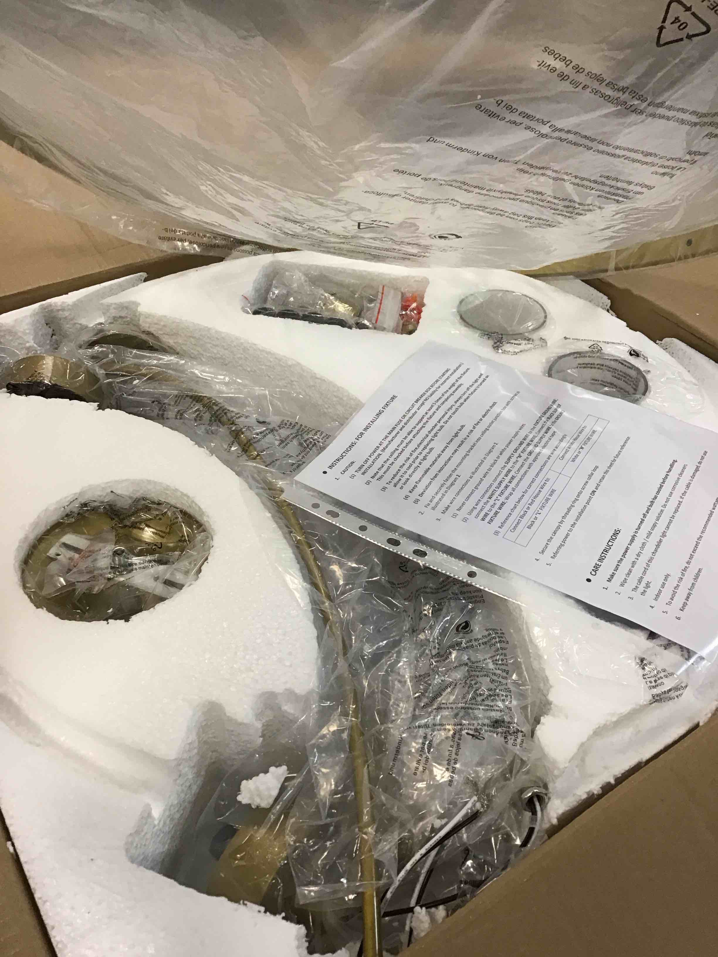 https://s3.amazonaws.com/lotting-images-prod/bidfta/BLU5843042_1710156645333.jpeg