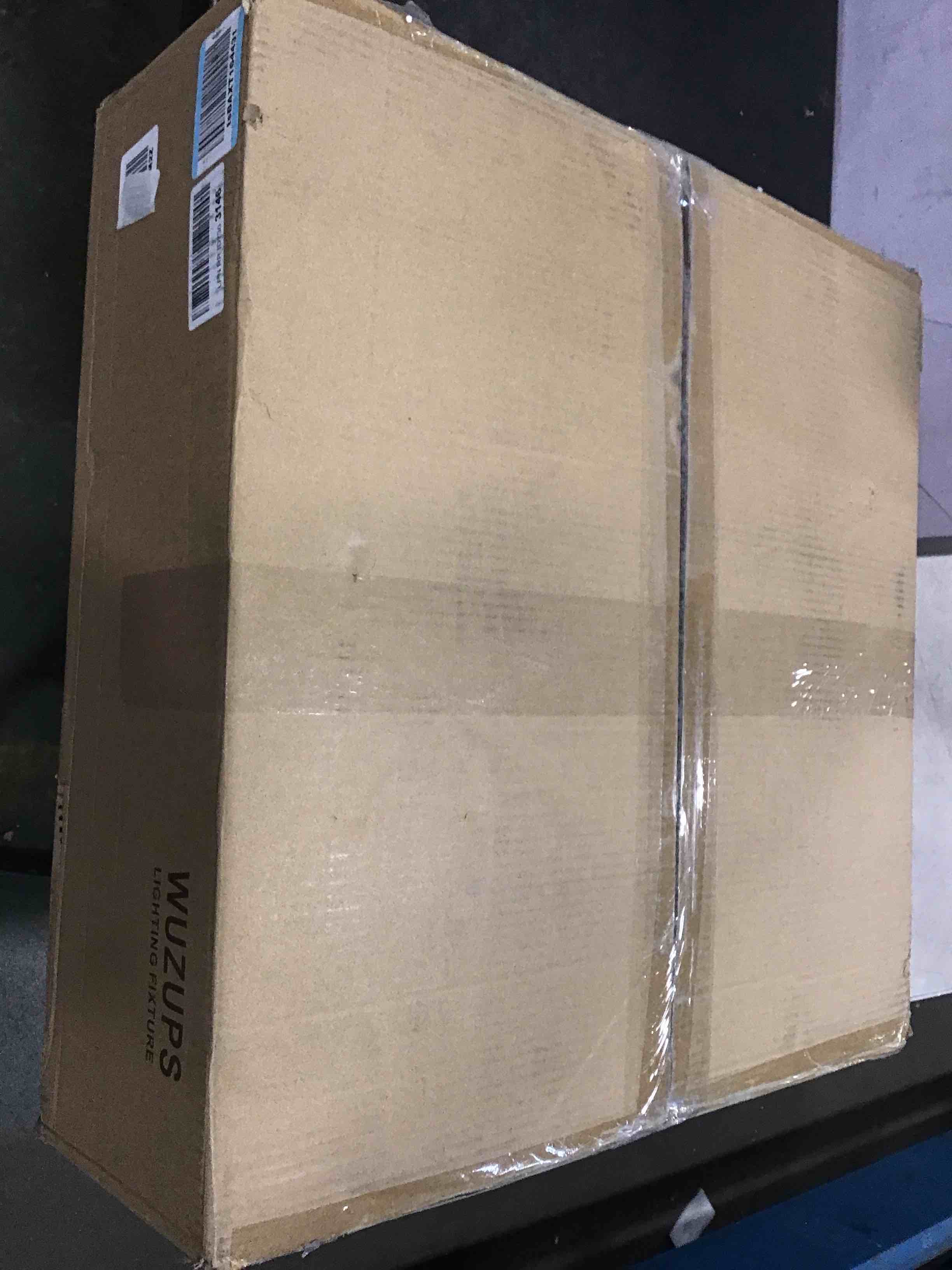 https://s3.amazonaws.com/lotting-images-prod/bidfta/BLU5843042_1710156673870.jpeg