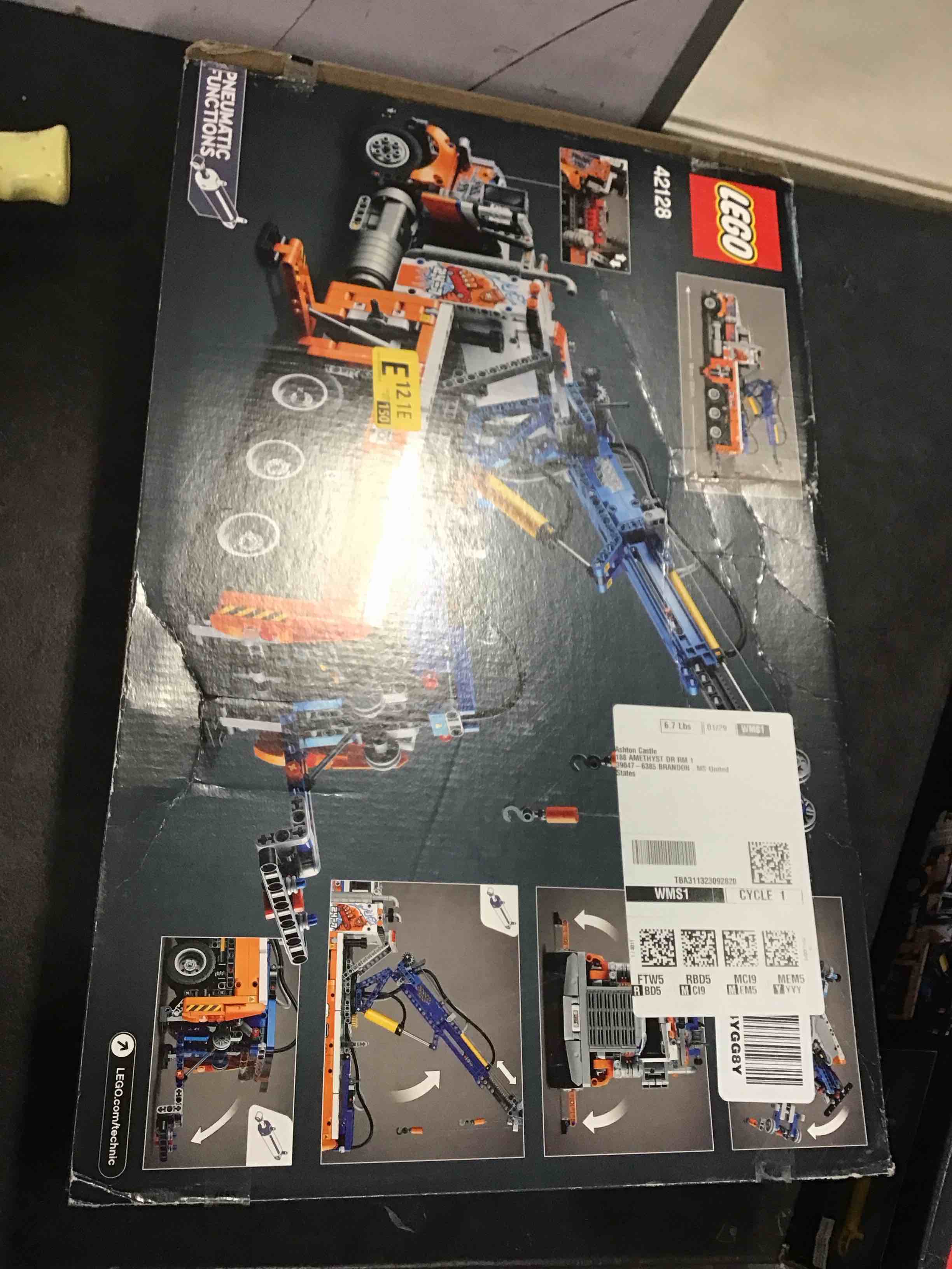 https://s3.amazonaws.com/lotting-images-prod/bidfta/BLU5843090_1710162052367.jpeg
