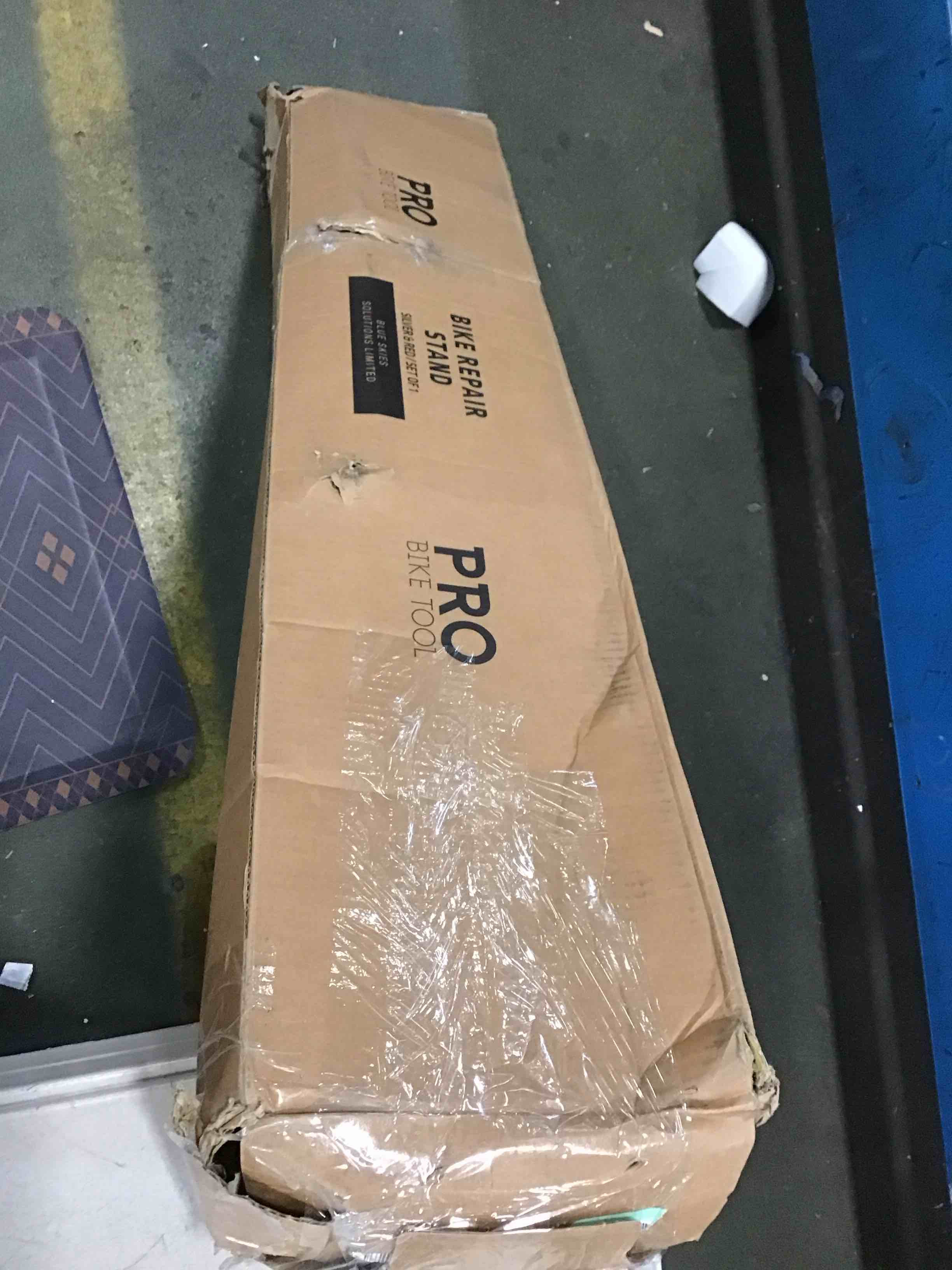 https://s3.amazonaws.com/lotting-images-prod/bidfta/BLU5843435_1710253726004.jpeg
