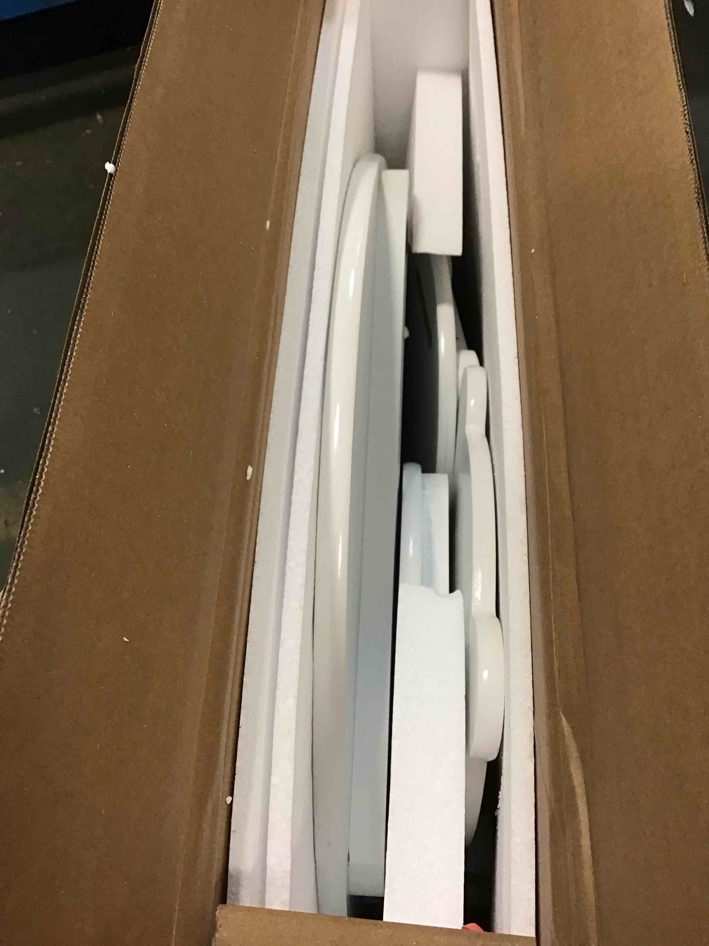 https://s3.amazonaws.com/lotting-images-prod/bidfta/BLU5843514_1710264171787.jpeg
