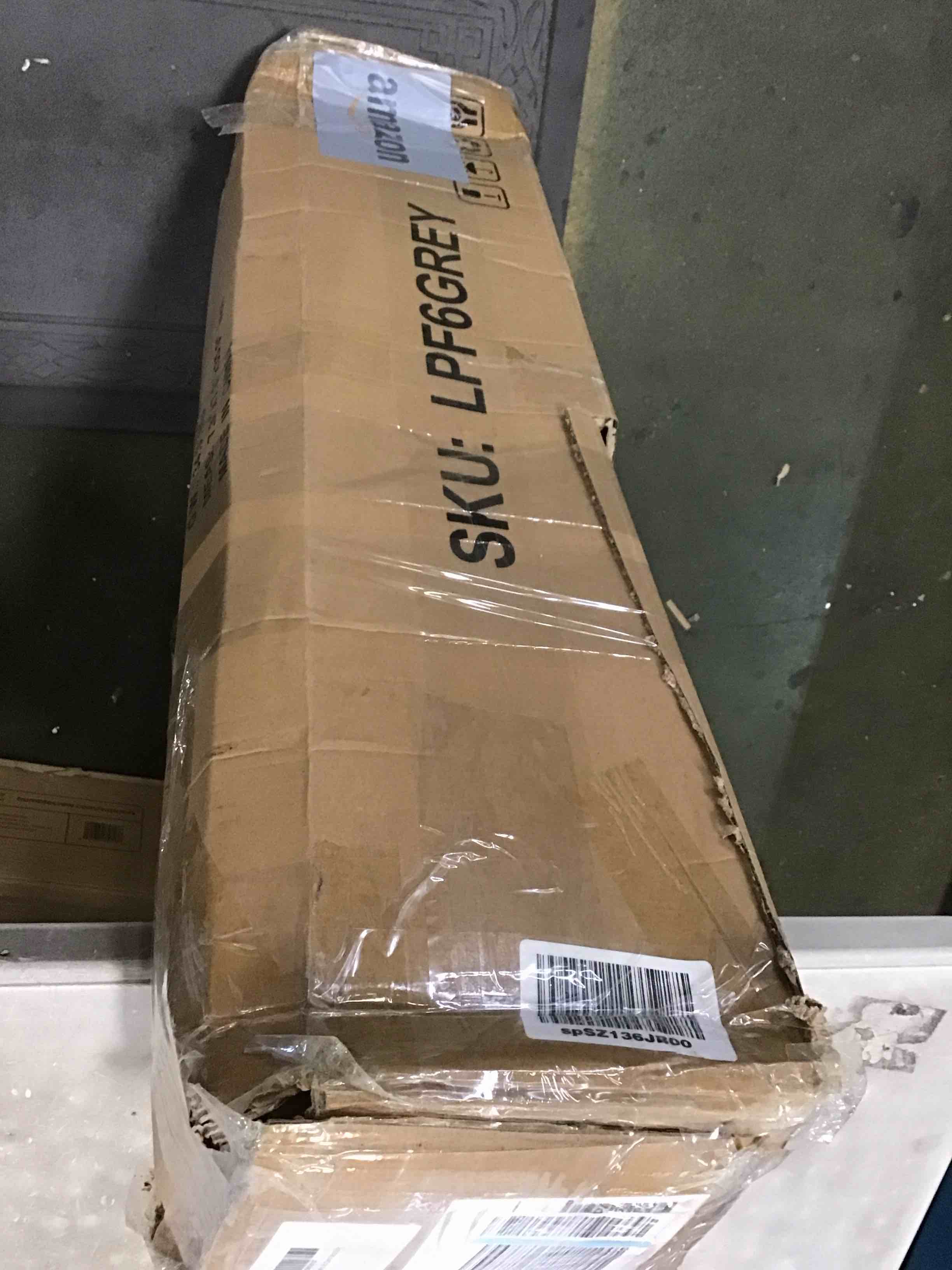 https://s3.amazonaws.com/lotting-images-prod/bidfta/BLU5844395_1710597648183.jpeg