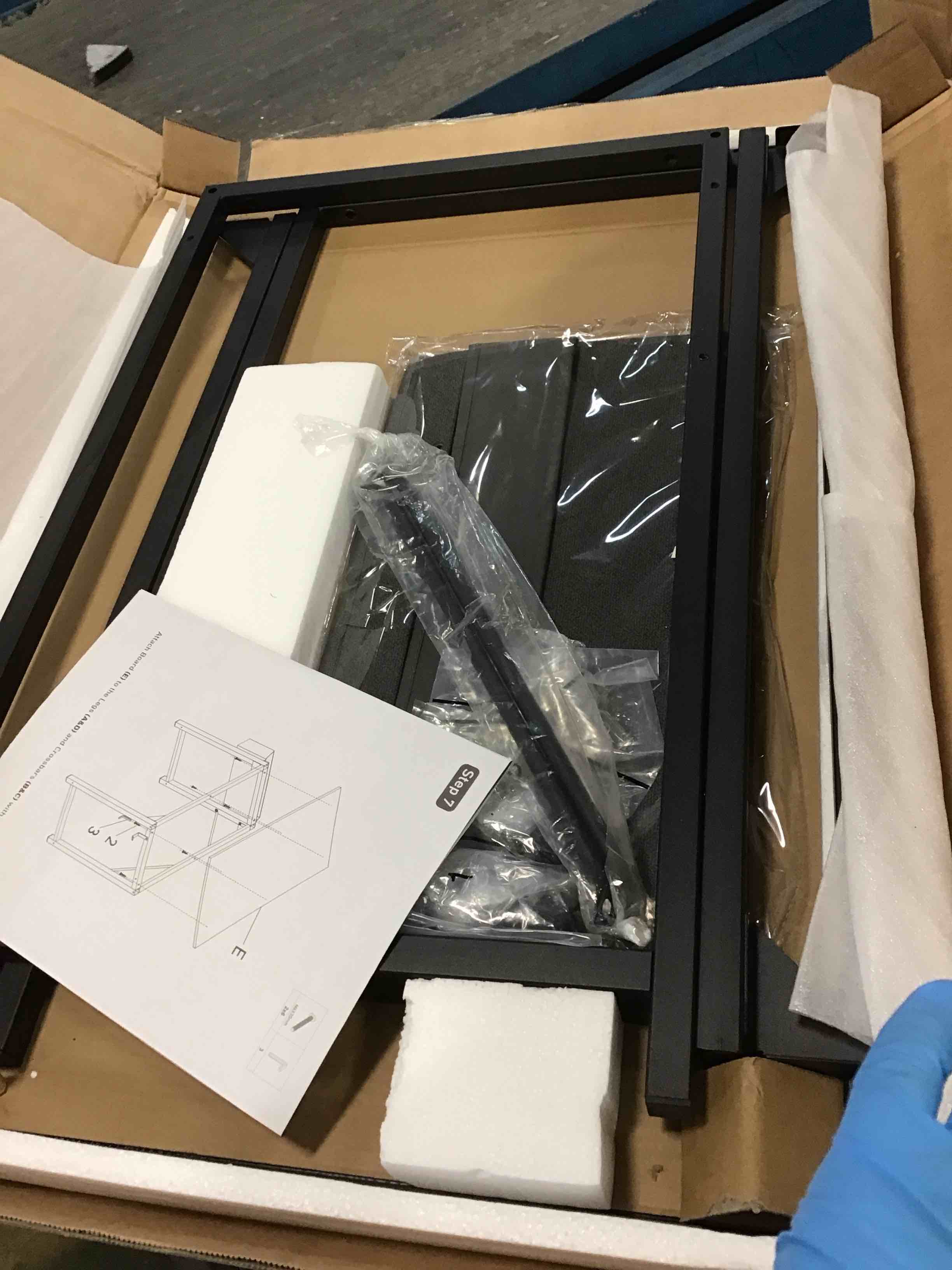 https://s3.amazonaws.com/lotting-images-prod/bidfta/BLU5844416_1710600859706.jpeg