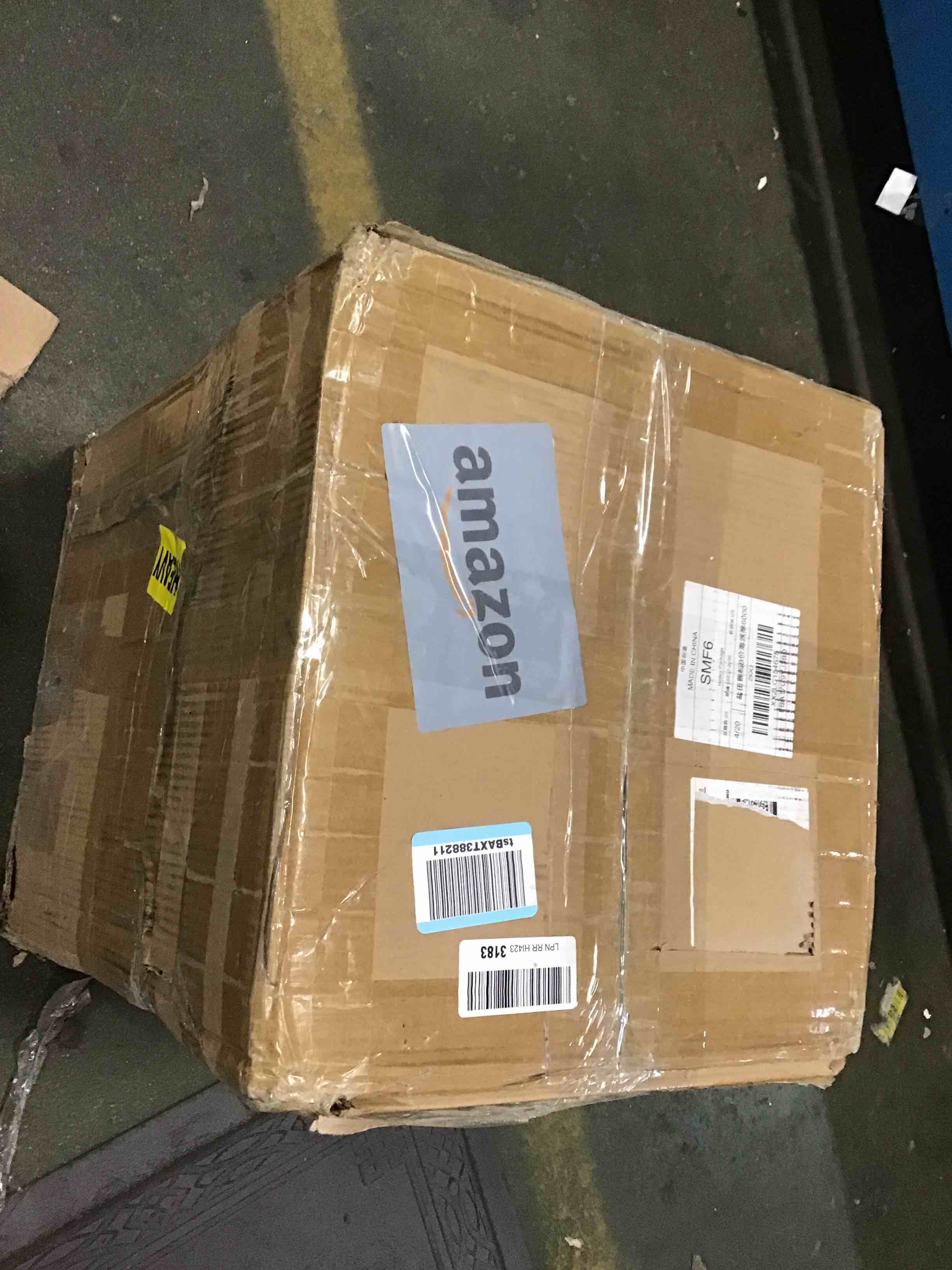 https://s3.amazonaws.com/lotting-images-prod/bidfta/BLU5844419_1710602565469.jpeg