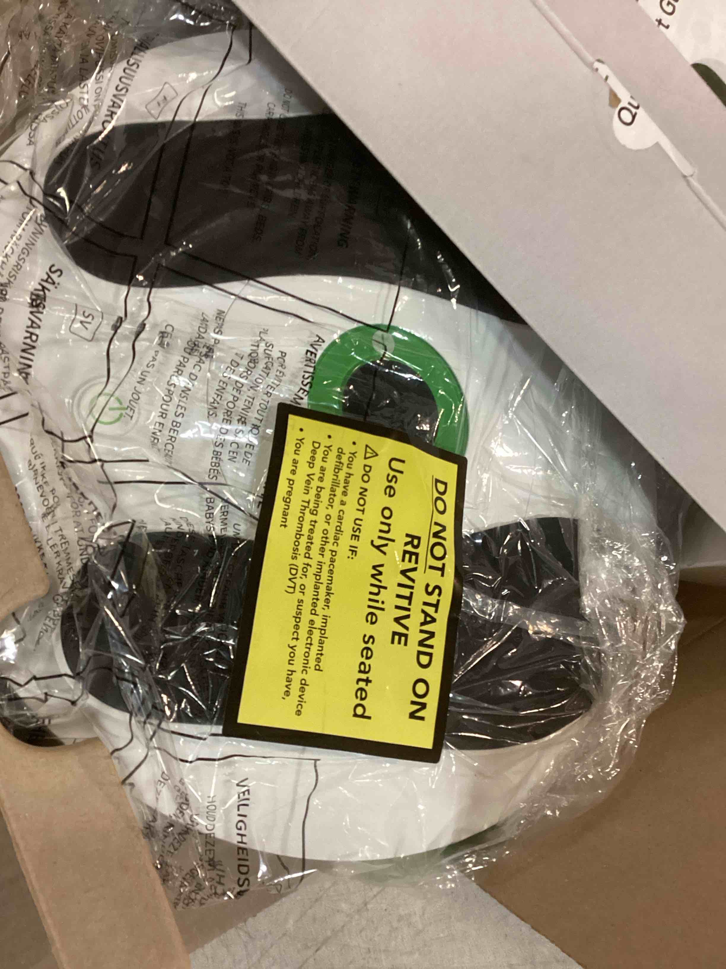 https://s3.amazonaws.com/lotting-images-prod/bidfta/BLU5844694_1709999478461.jpeg