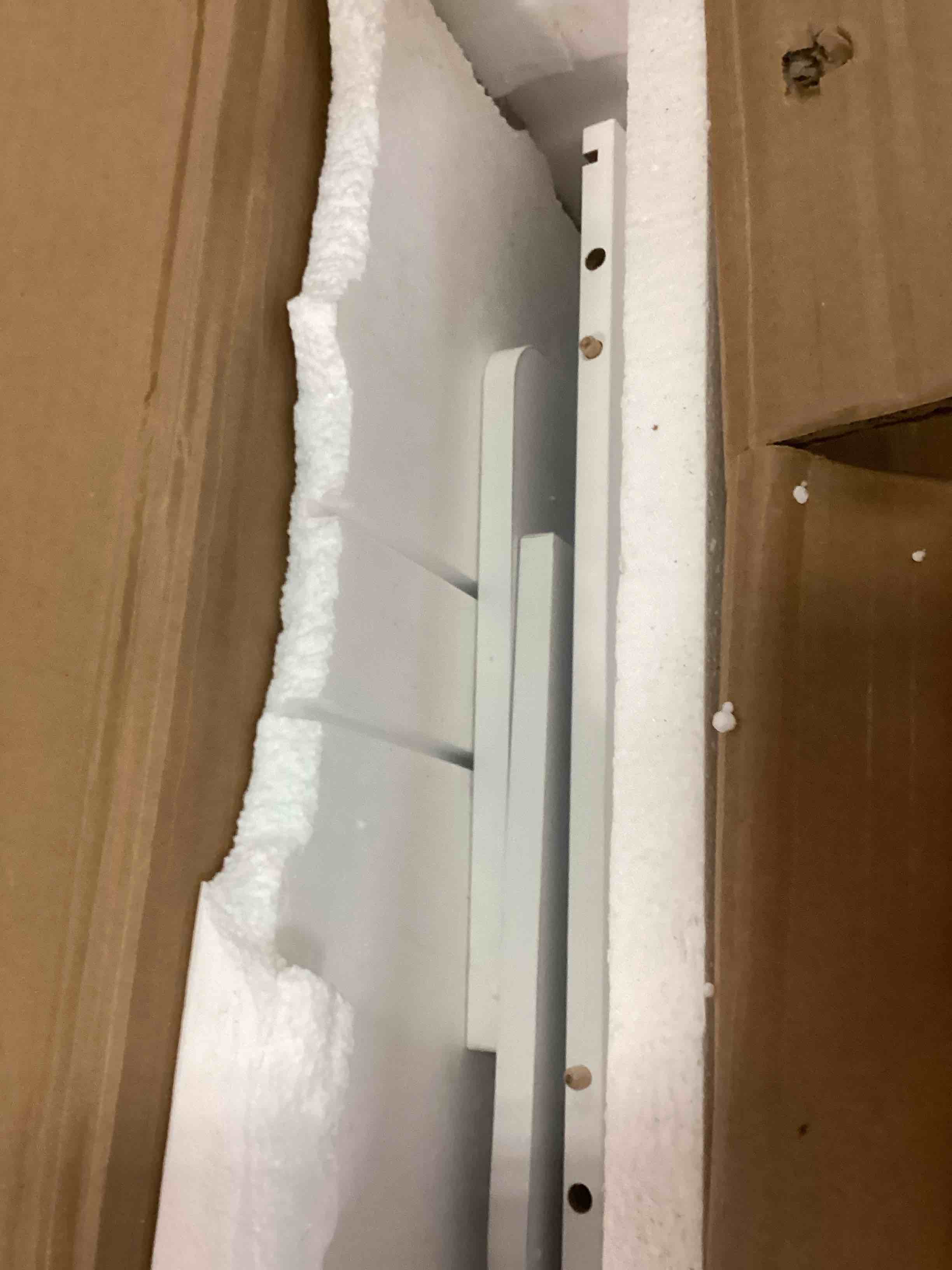 https://s3.amazonaws.com/lotting-images-prod/bidfta/BLU5845712_1710597155298.jpeg