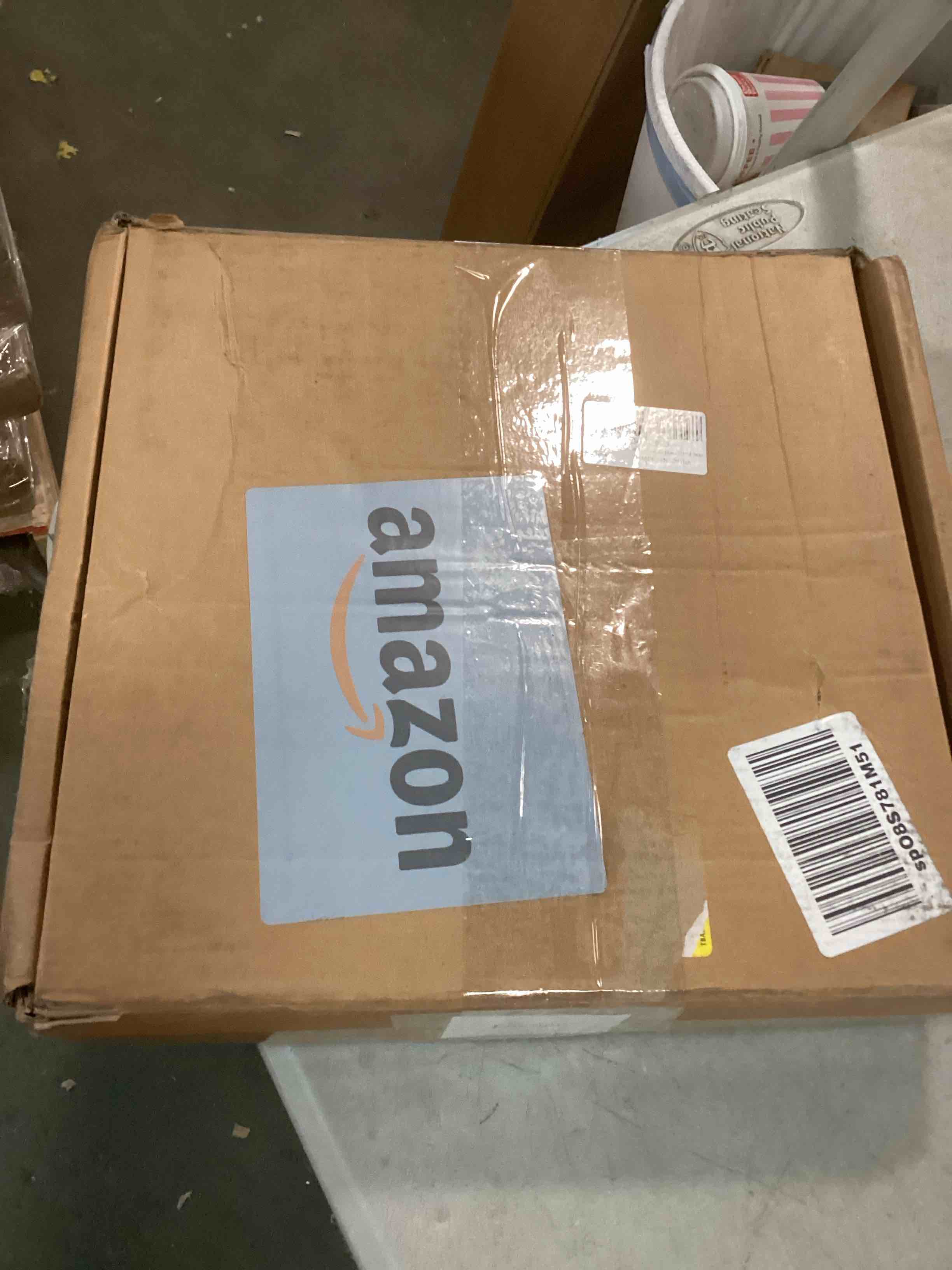 https://s3.amazonaws.com/lotting-images-prod/bidfta/BLU5845752_1710602389517.jpeg