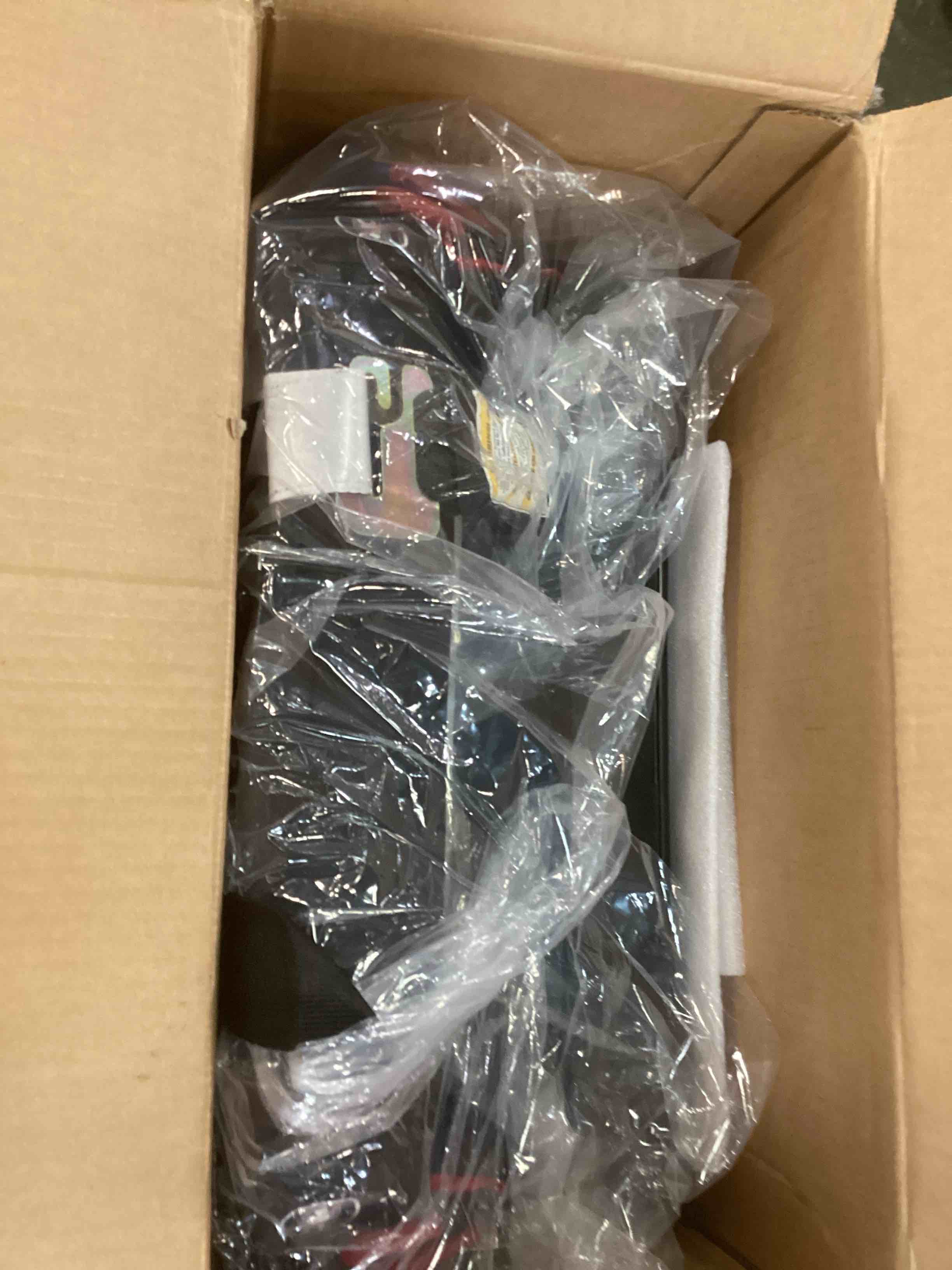 https://s3.amazonaws.com/lotting-images-prod/bidfta/BLU5845769_1710604292495.jpeg