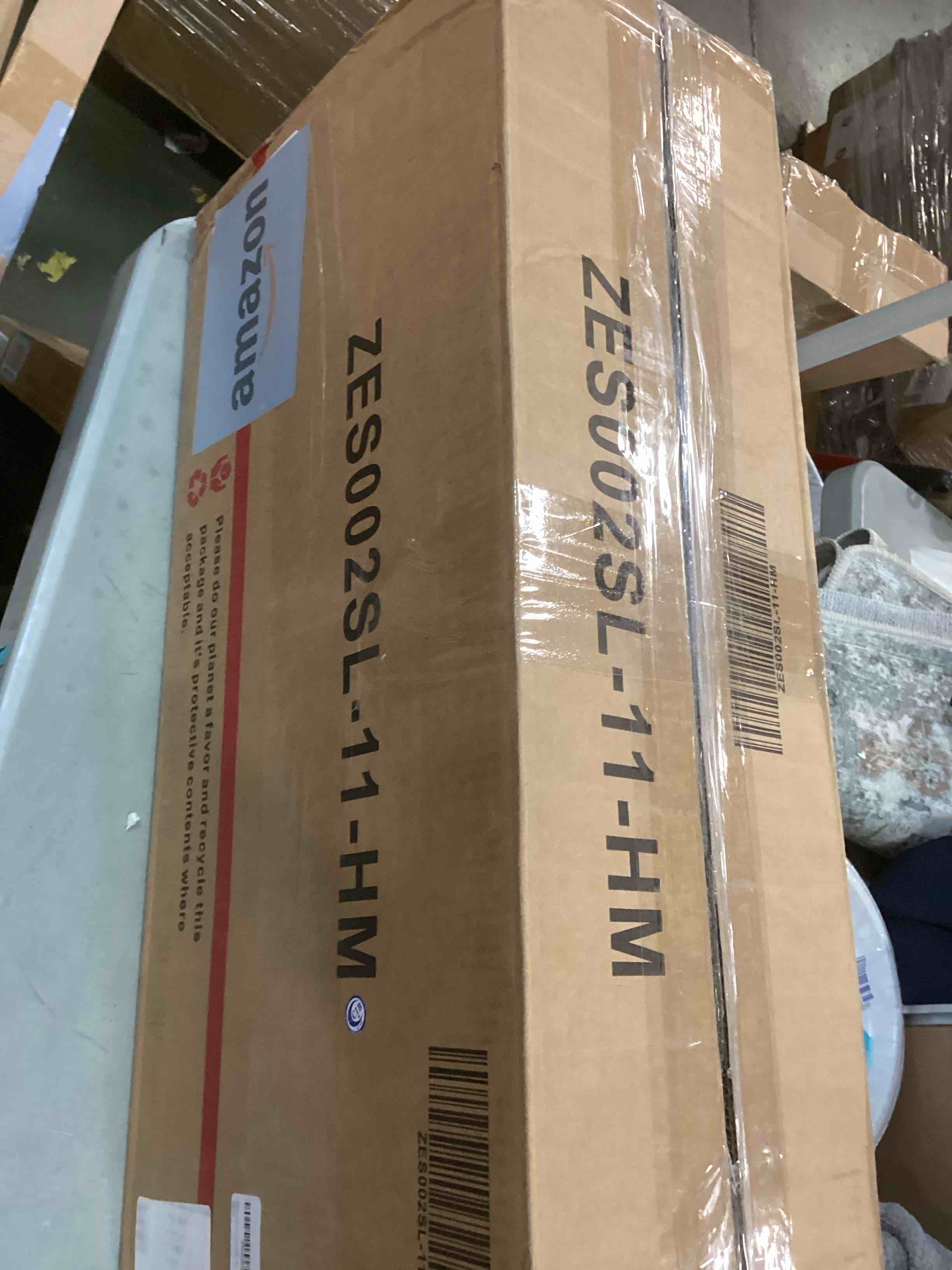 https://s3.amazonaws.com/lotting-images-prod/bidfta/BLU5845797_1710606967397.jpeg