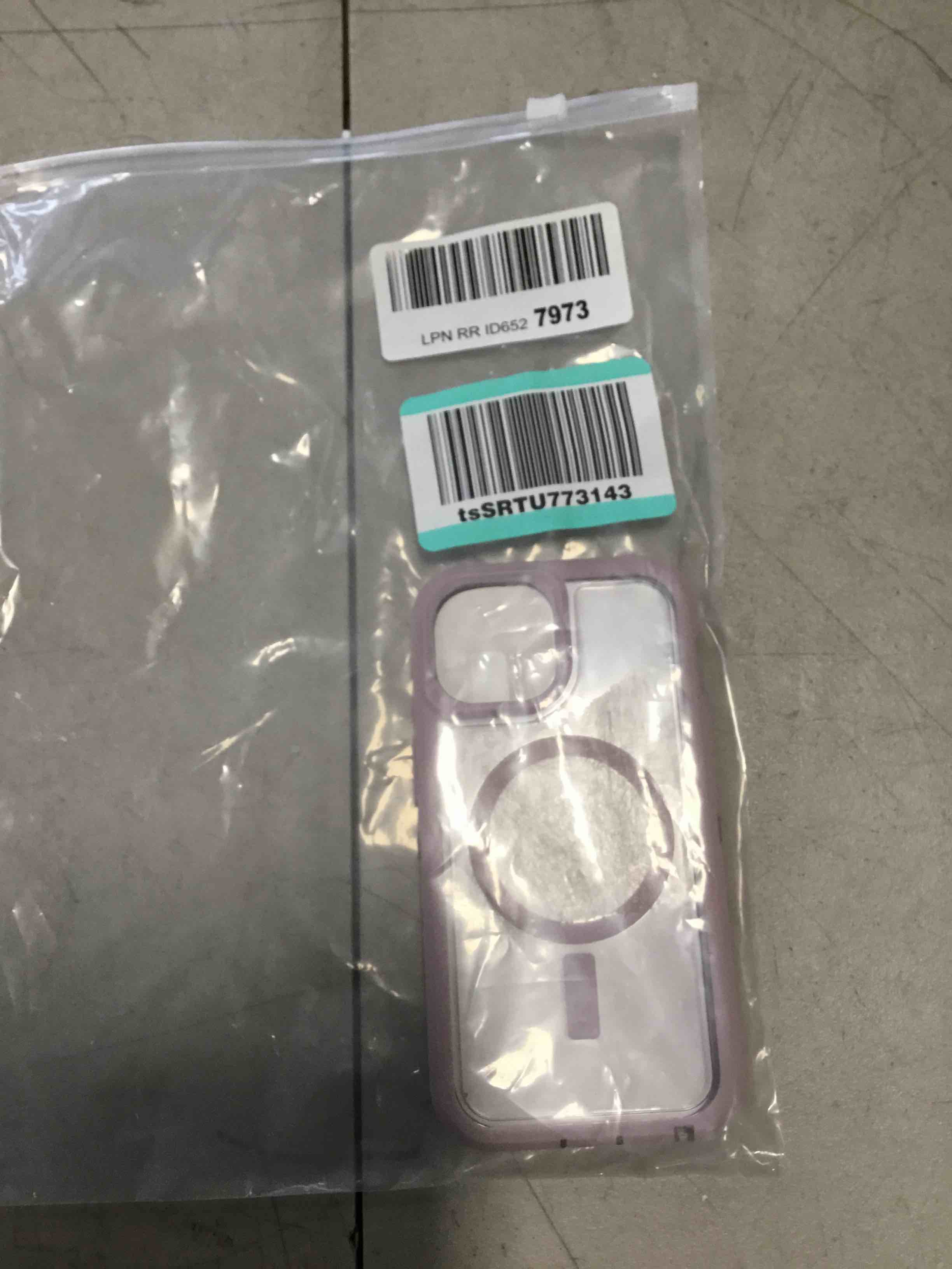 https://s3.amazonaws.com/lotting-images-prod/bidfta/BLU5847387_1709912970239.jpeg