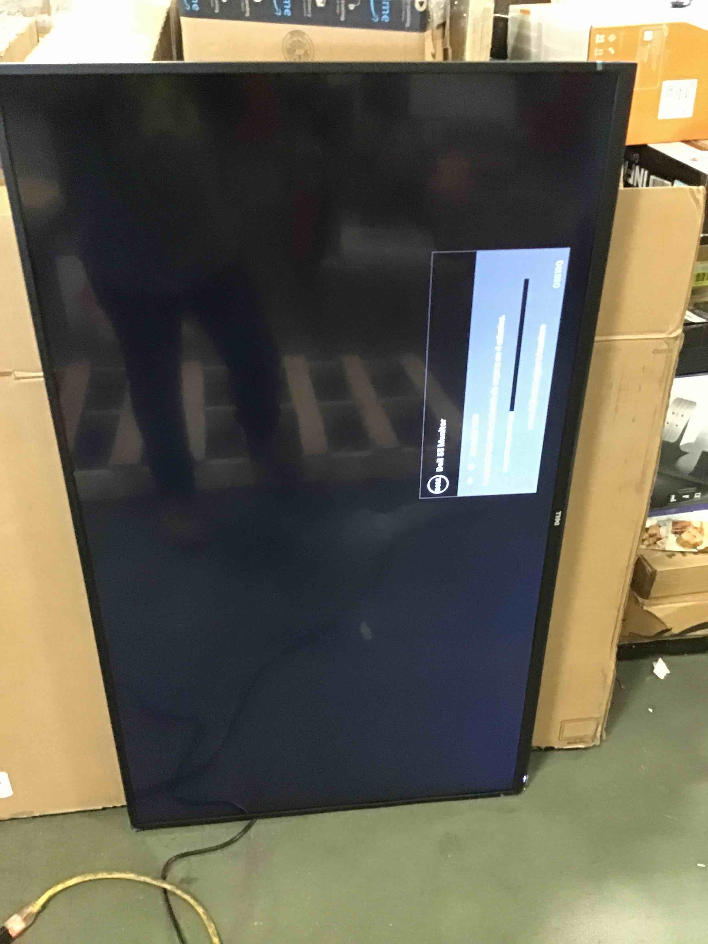 https://s3.amazonaws.com/lotting-images-prod/bidfta/BLU5849058_1710254067491.jpeg