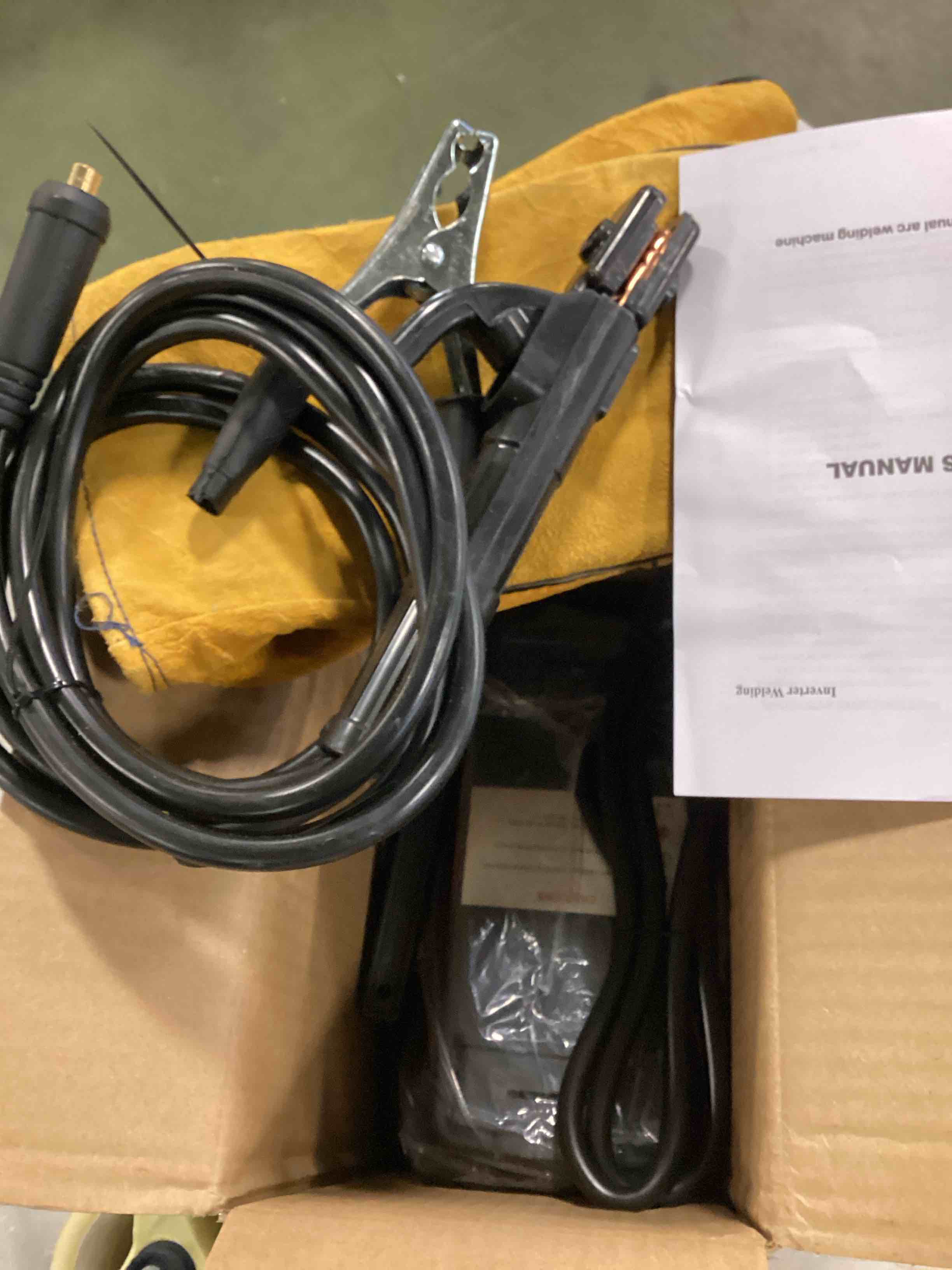 https://s3.amazonaws.com/lotting-images-prod/bidfta/BLU5849154_1709818094647.jpeg