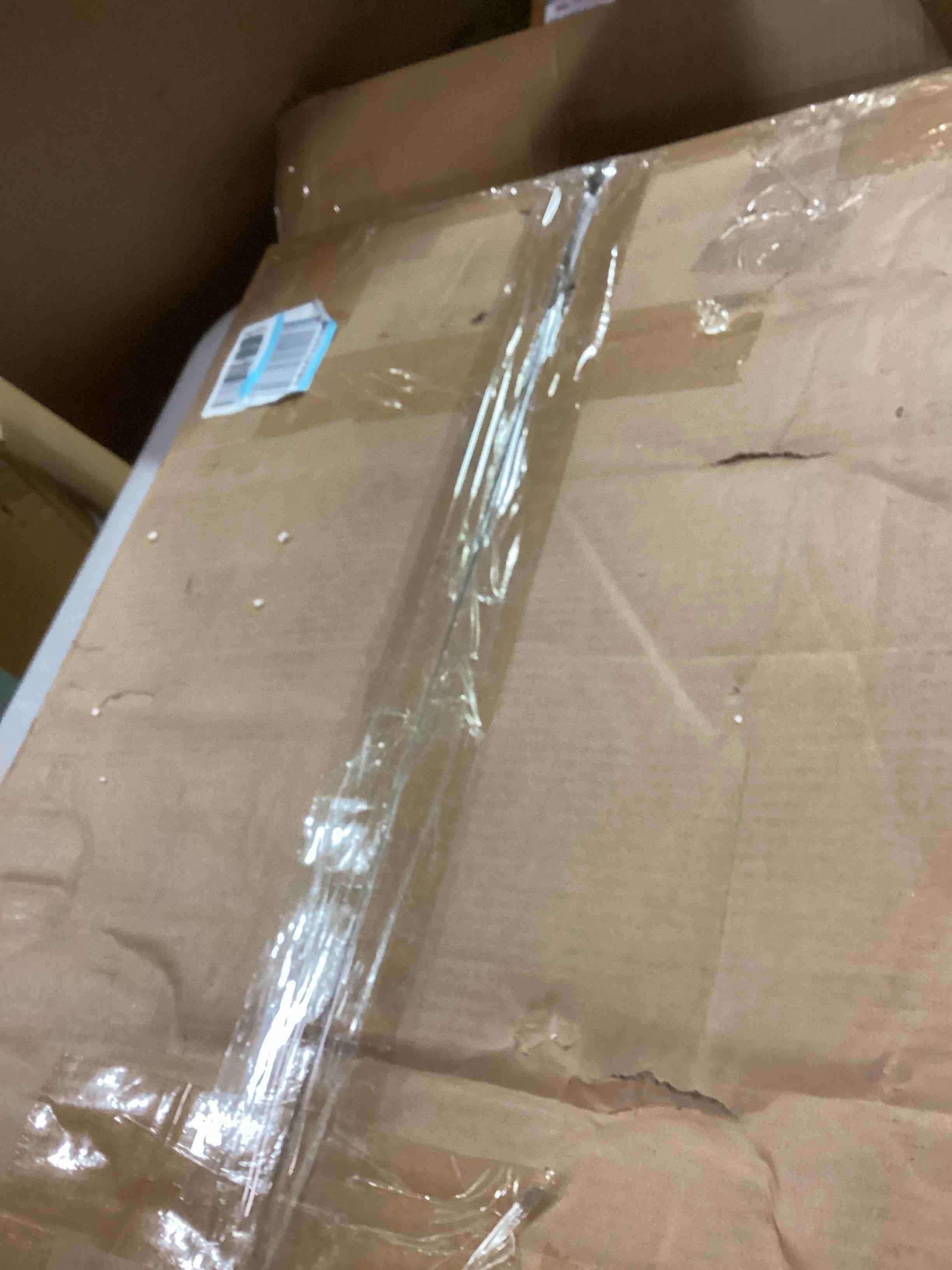 https://s3.amazonaws.com/lotting-images-prod/bidfta/BLU5849818_1710784007937.jpeg