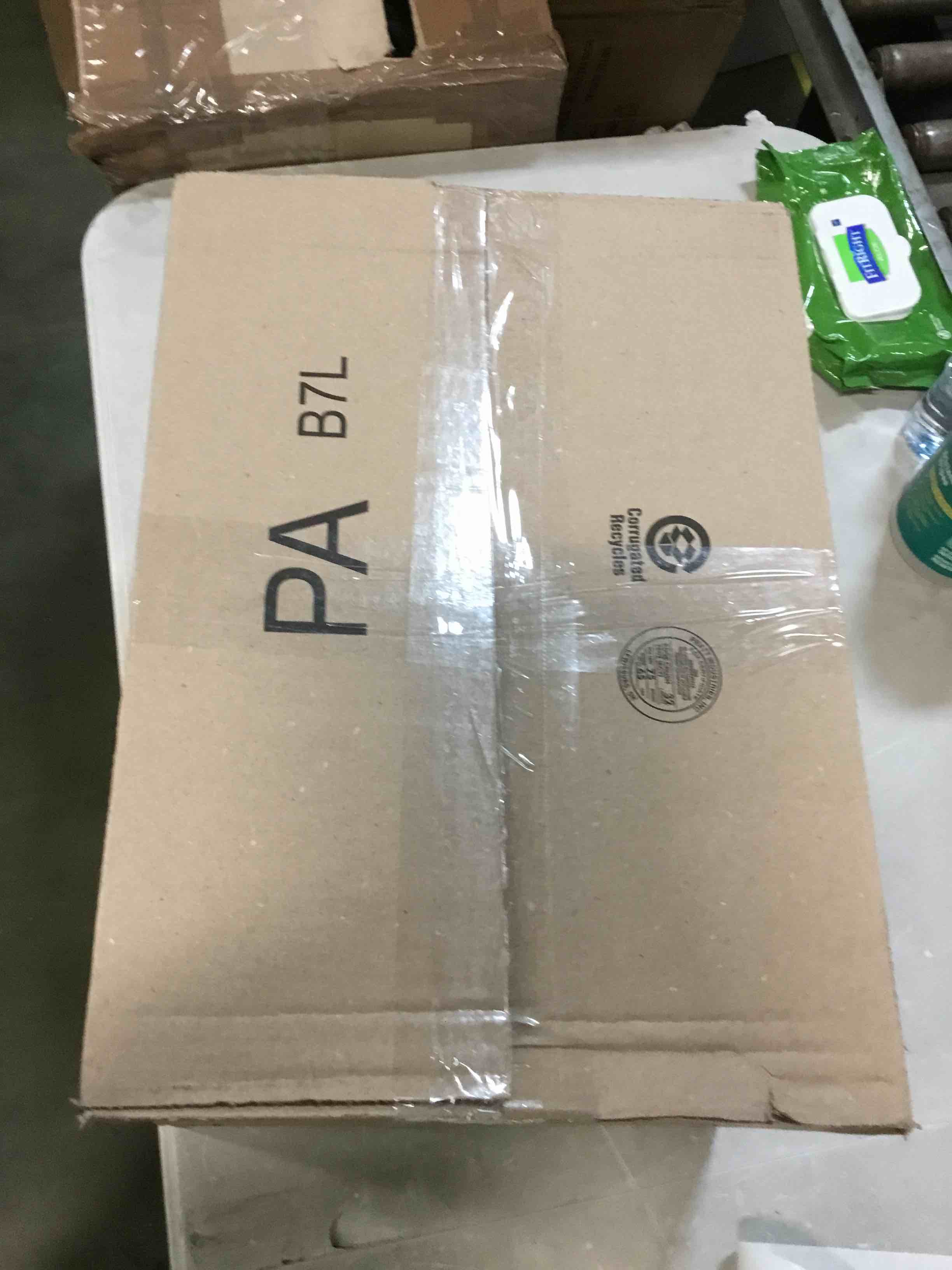 https://s3.amazonaws.com/lotting-images-prod/bidfta/BLU5851705_1710766883173.jpeg