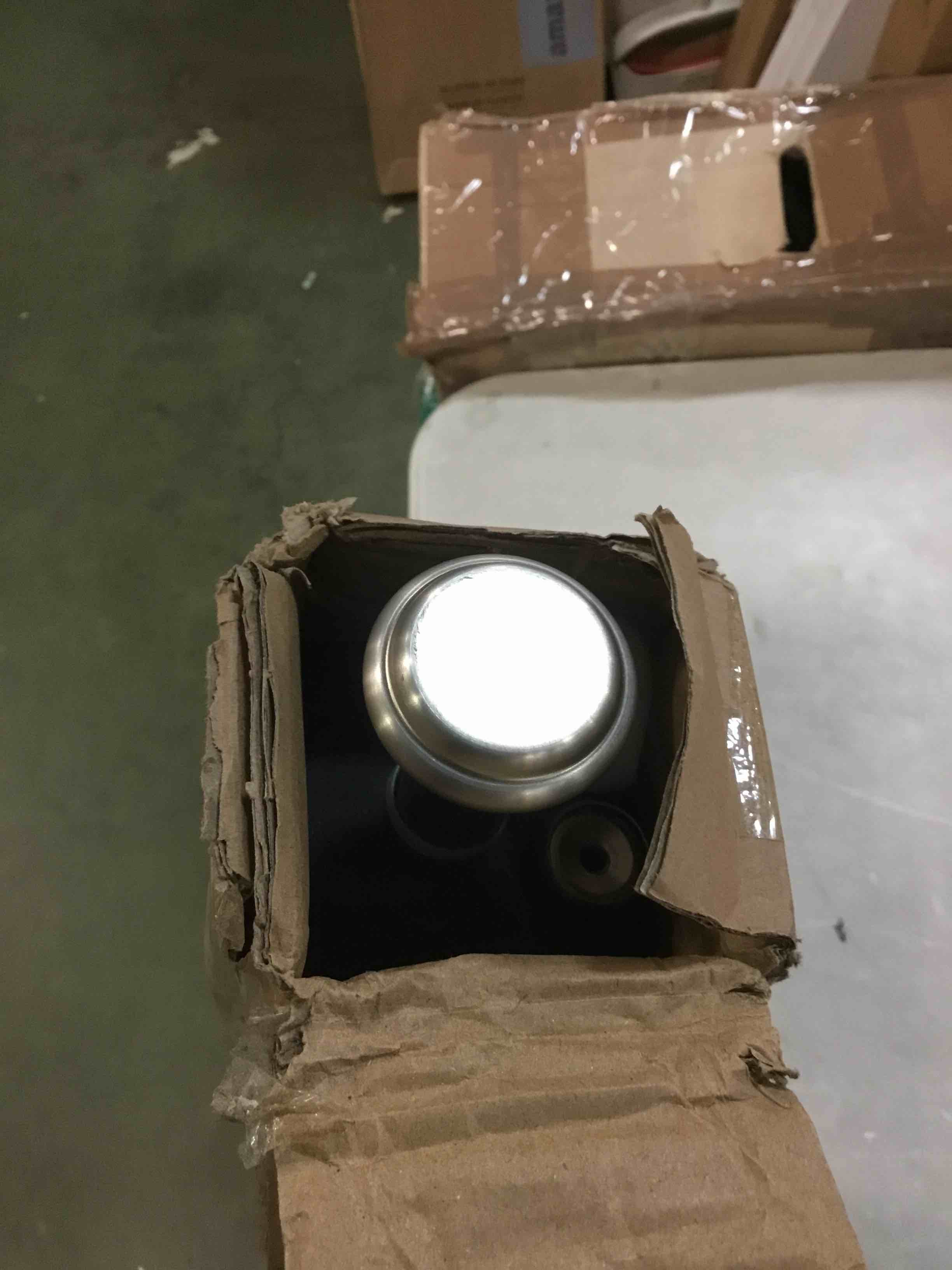 https://s3.amazonaws.com/lotting-images-prod/bidfta/BLU5851755_1710775132231.jpeg