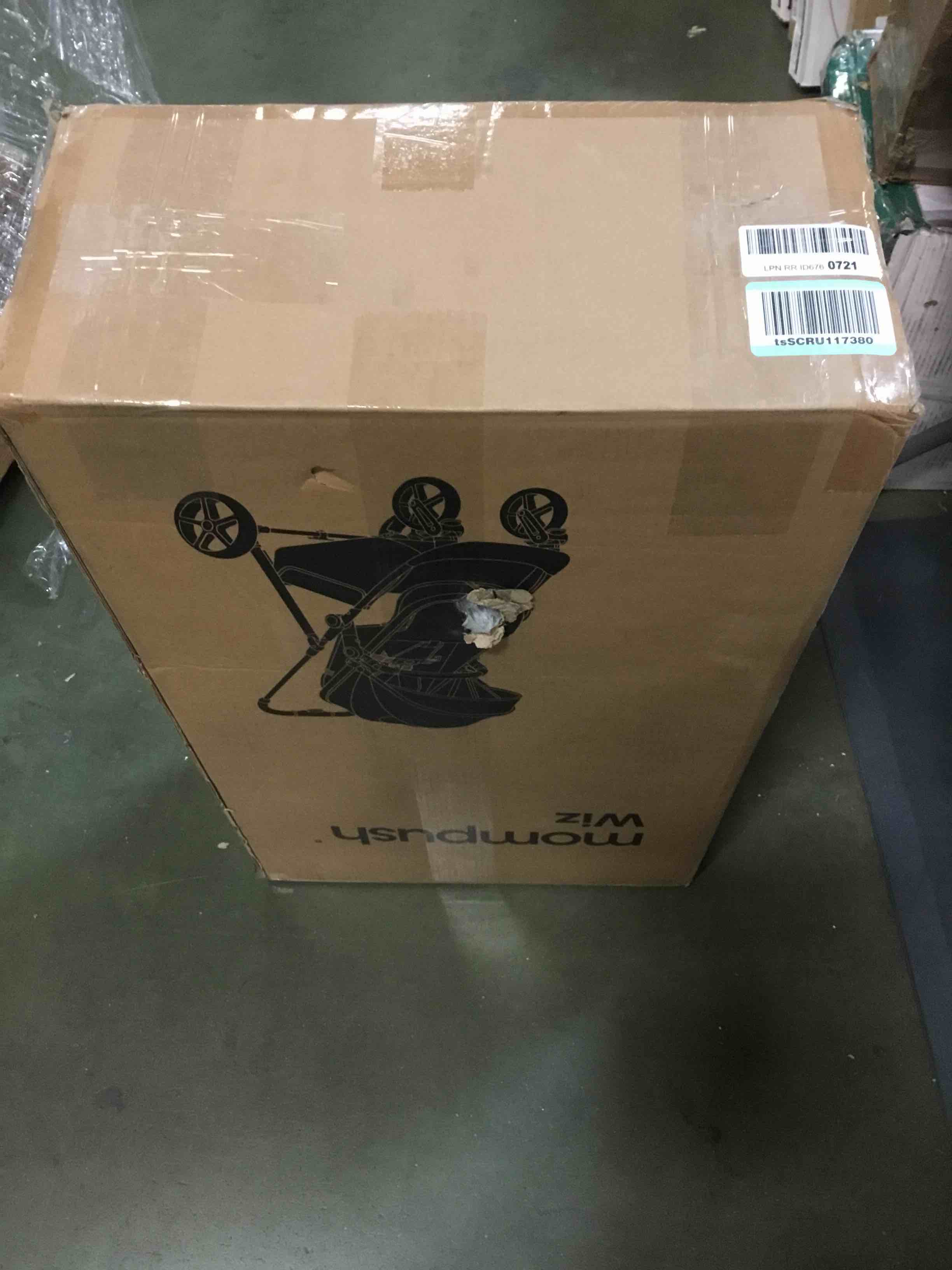 https://s3.amazonaws.com/lotting-images-prod/bidfta/BLU5851906_1710856241026.jpeg