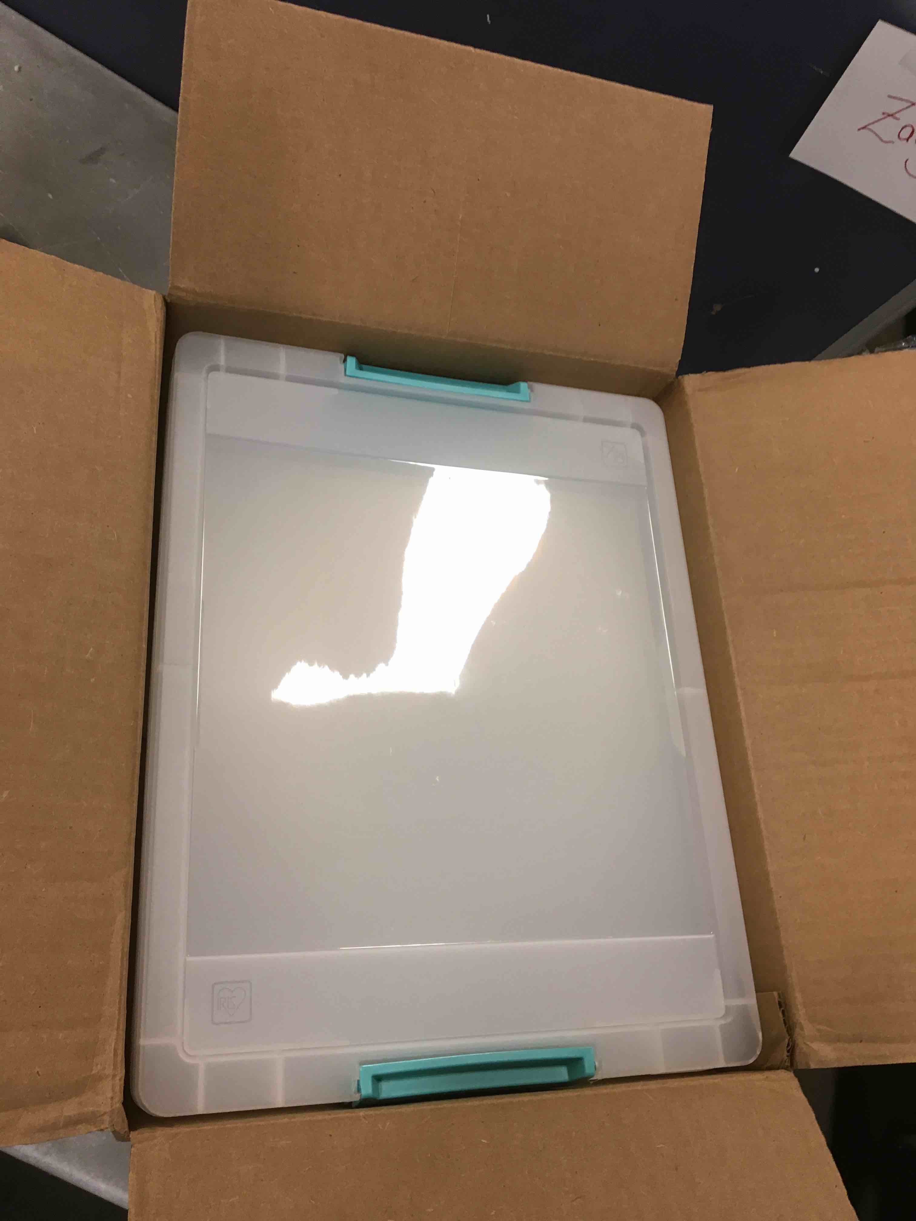 https://s3.amazonaws.com/lotting-images-prod/bidfta/BLU5852744_1703777842312.jpeg