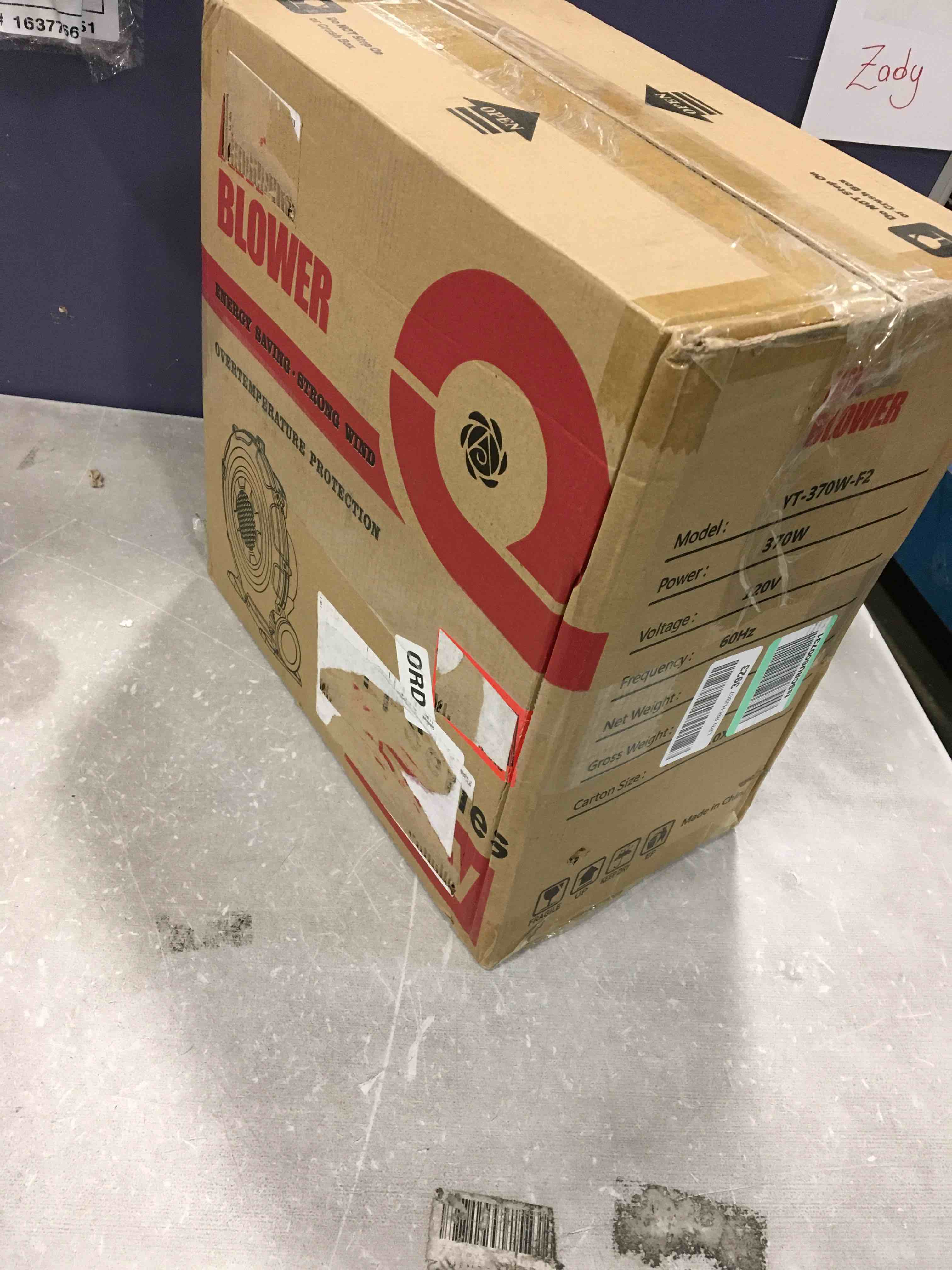 https://s3.amazonaws.com/lotting-images-prod/bidfta/BLU5852838_1703790808259.jpeg