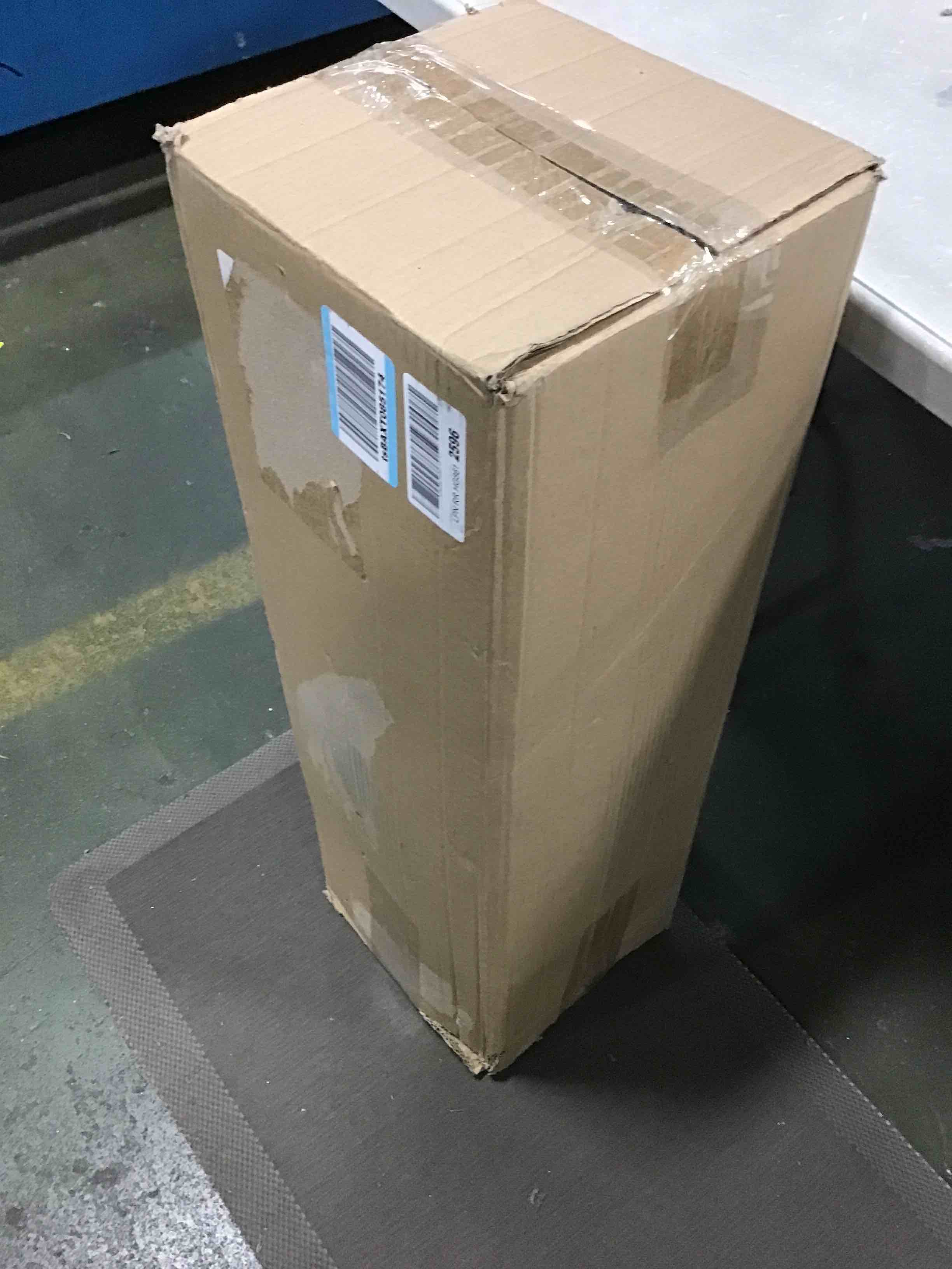 https://s3.amazonaws.com/lotting-images-prod/bidfta/BLU5852945_1703858811552.jpeg