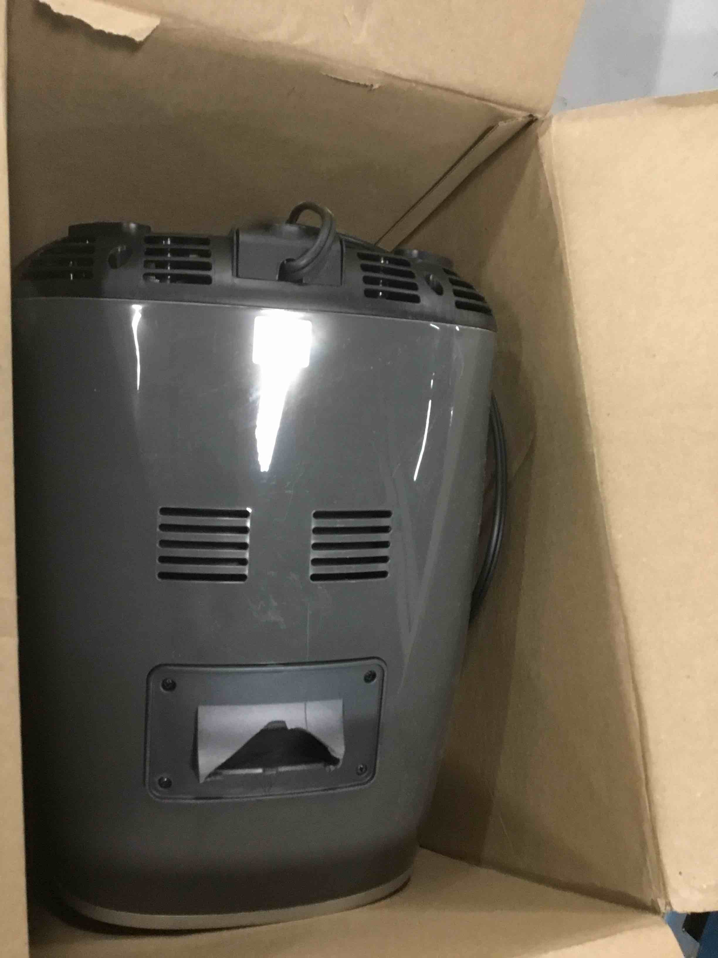 Ninja AF161 Max XL Air Fryer that Cooks, Crisps, Roasts, Bakes, Reheats