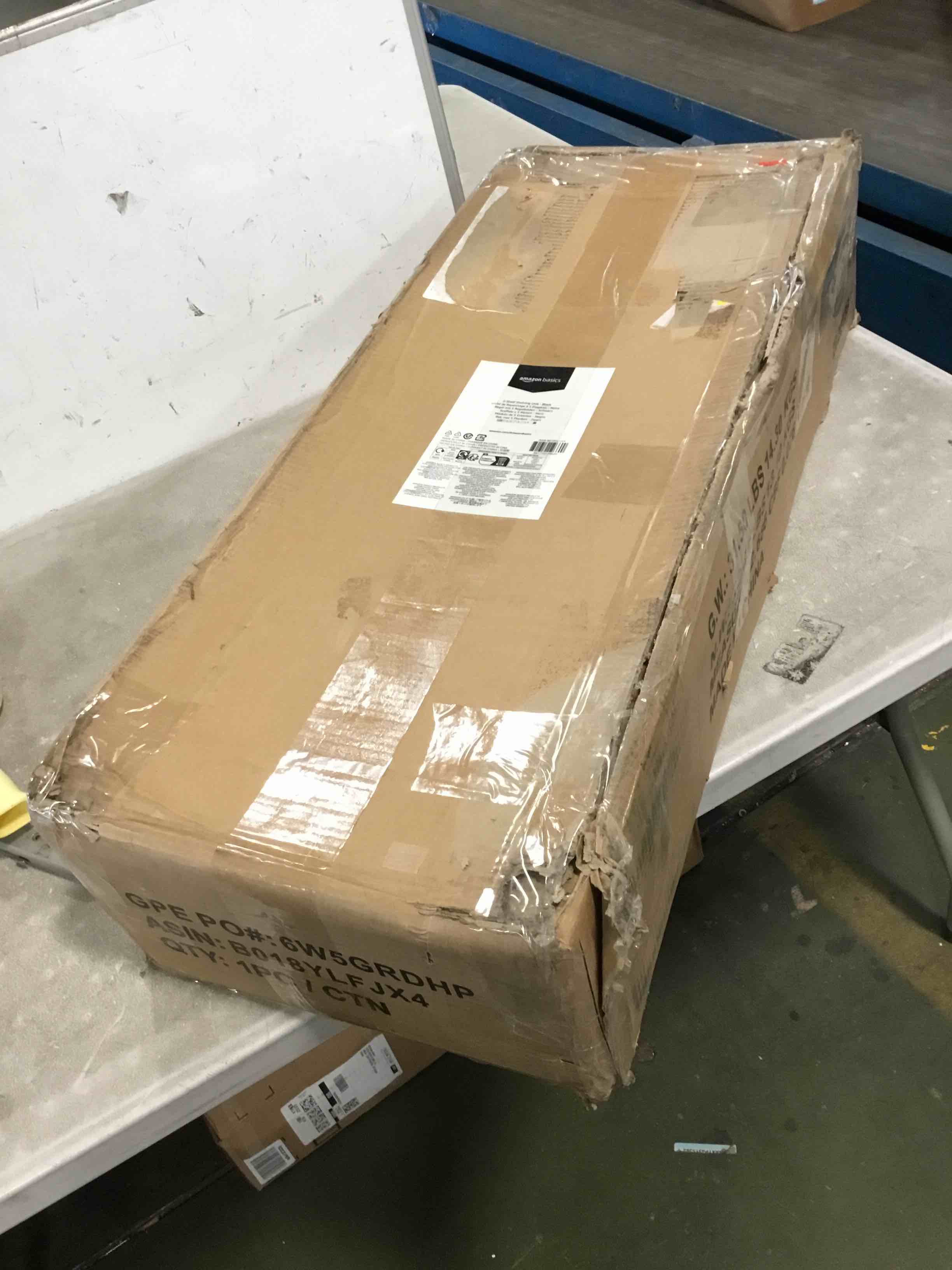 https://s3.amazonaws.com/lotting-images-prod/bidfta/BLU5853967_1703688062866.jpeg