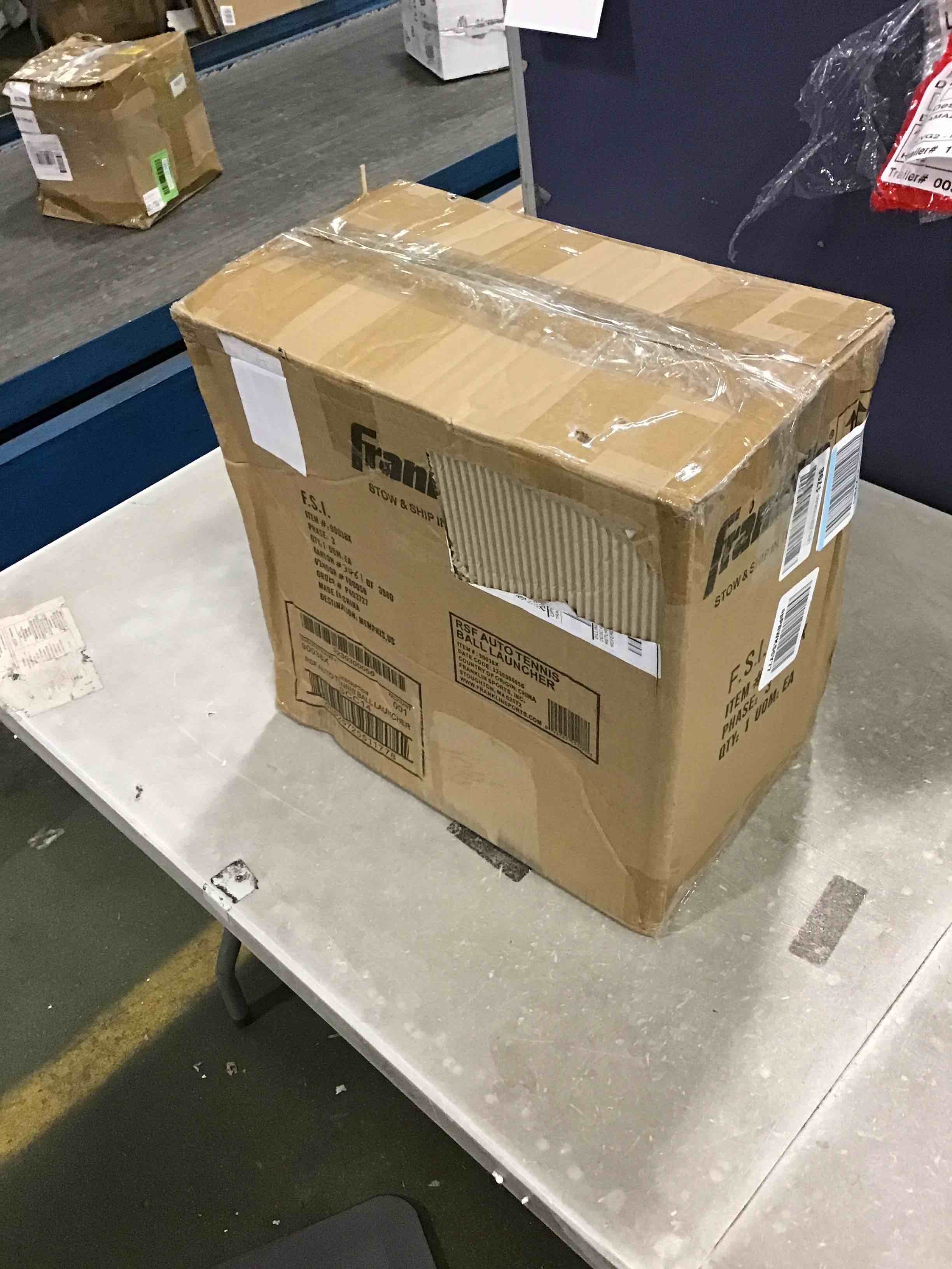 https://s3.amazonaws.com/lotting-images-prod/bidfta/BLU5854314_1703788122444.jpeg