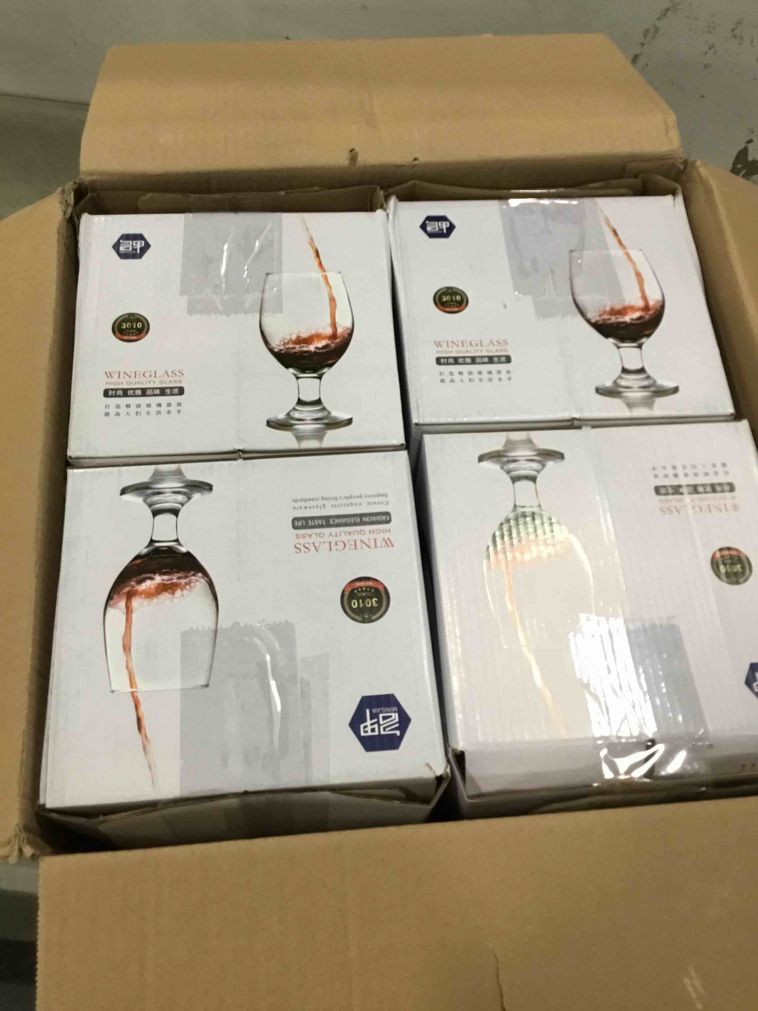 https://s3.amazonaws.com/lotting-images-prod/bidfta/BLU5854417_1703854230376.jpeg