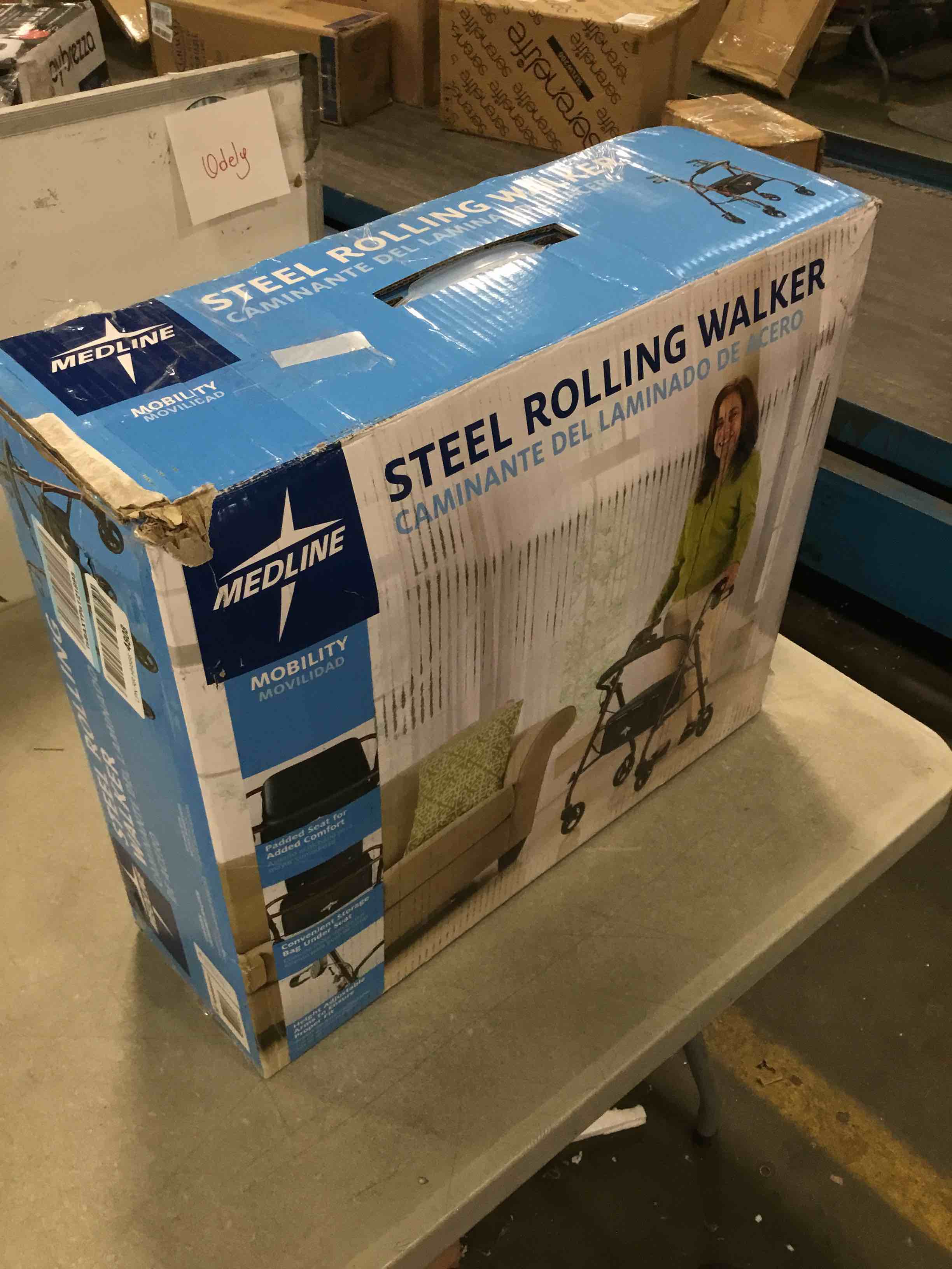 https://s3.amazonaws.com/lotting-images-prod/bidfta/BLU5854565_1703878846749.jpeg