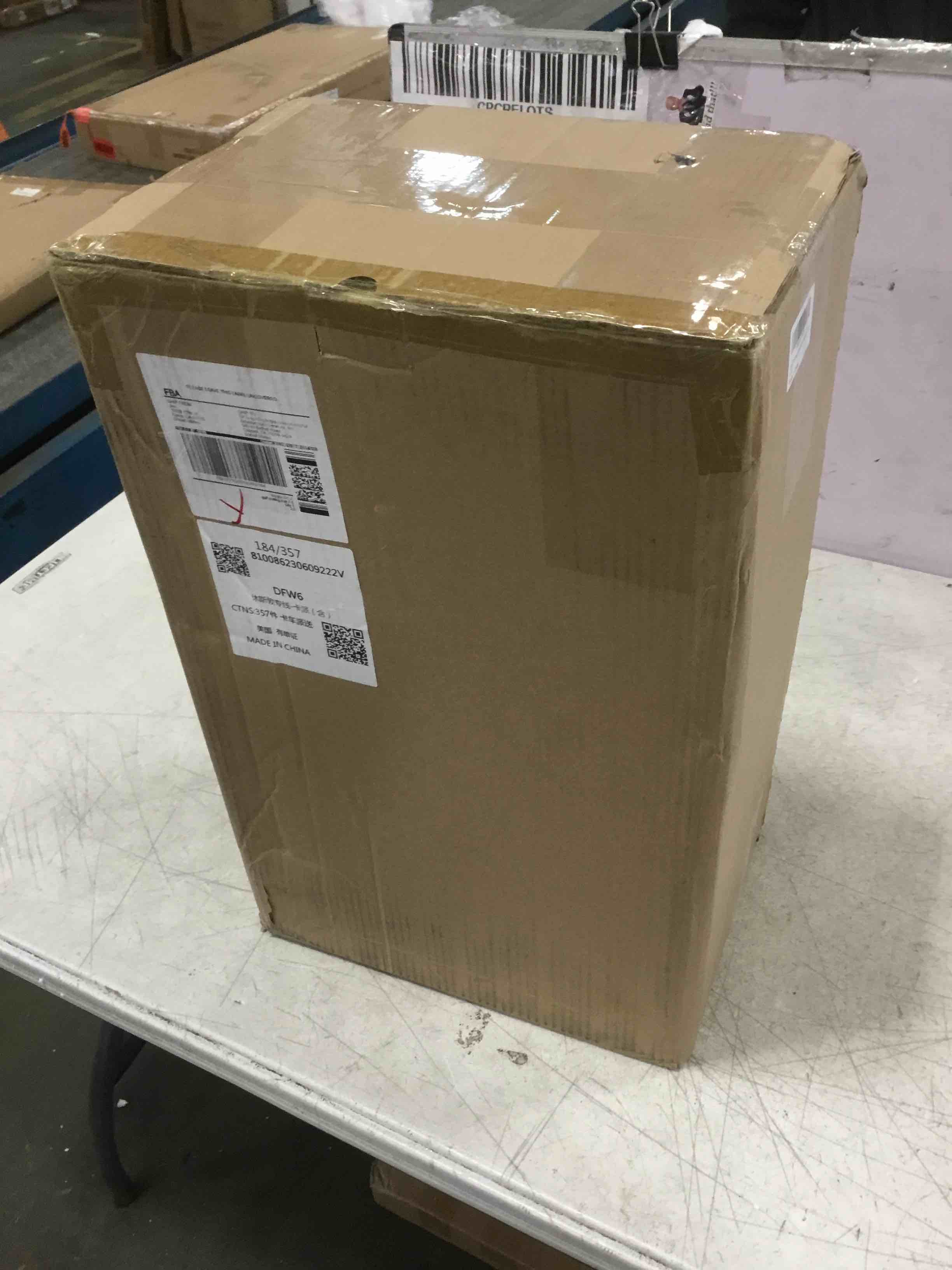 https://s3.amazonaws.com/lotting-images-prod/bidfta/BLU5854707_1703956688531.jpeg