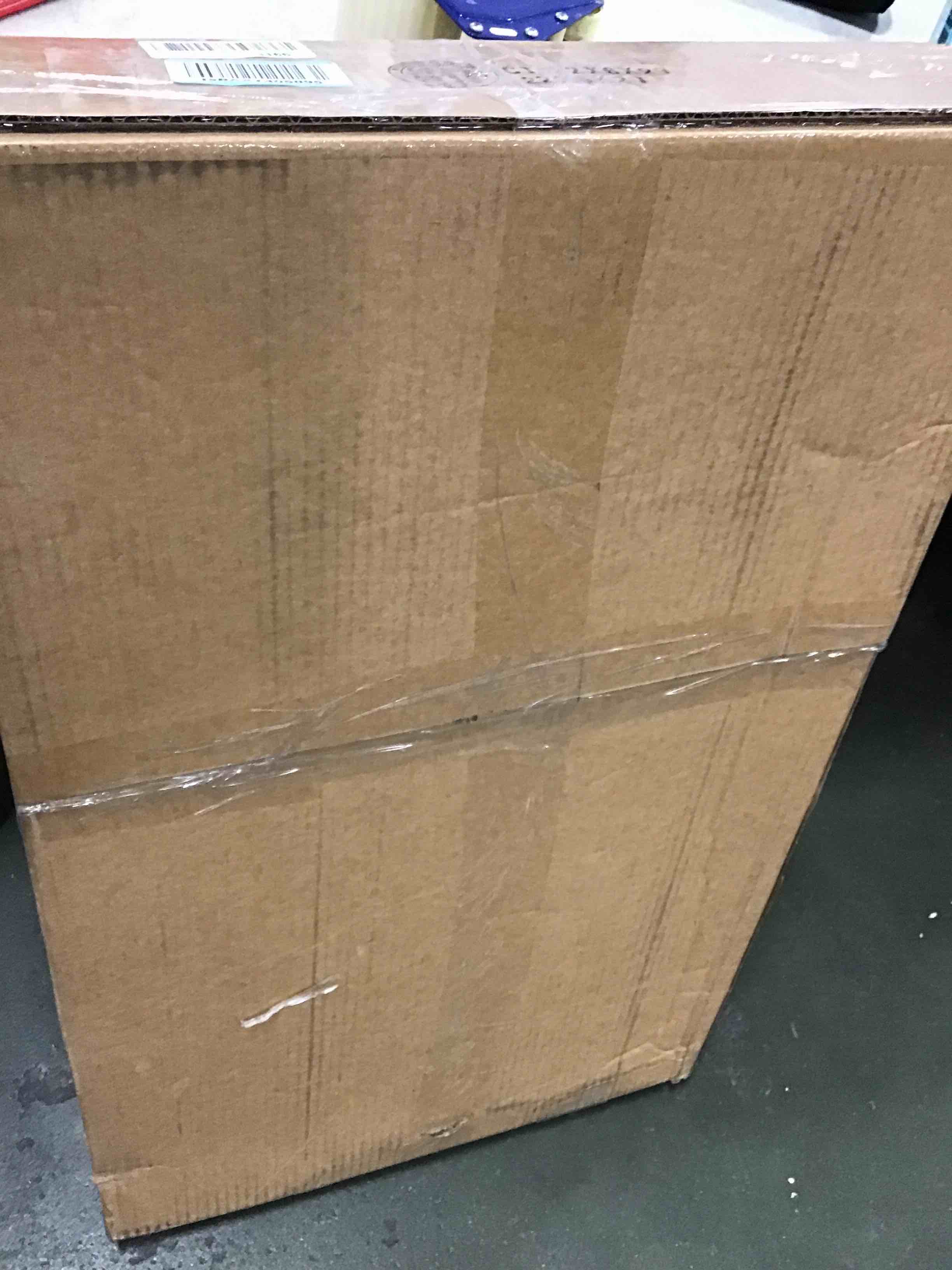 https://s3.amazonaws.com/lotting-images-prod/bidfta/BLU5854946_1703764167890.jpeg