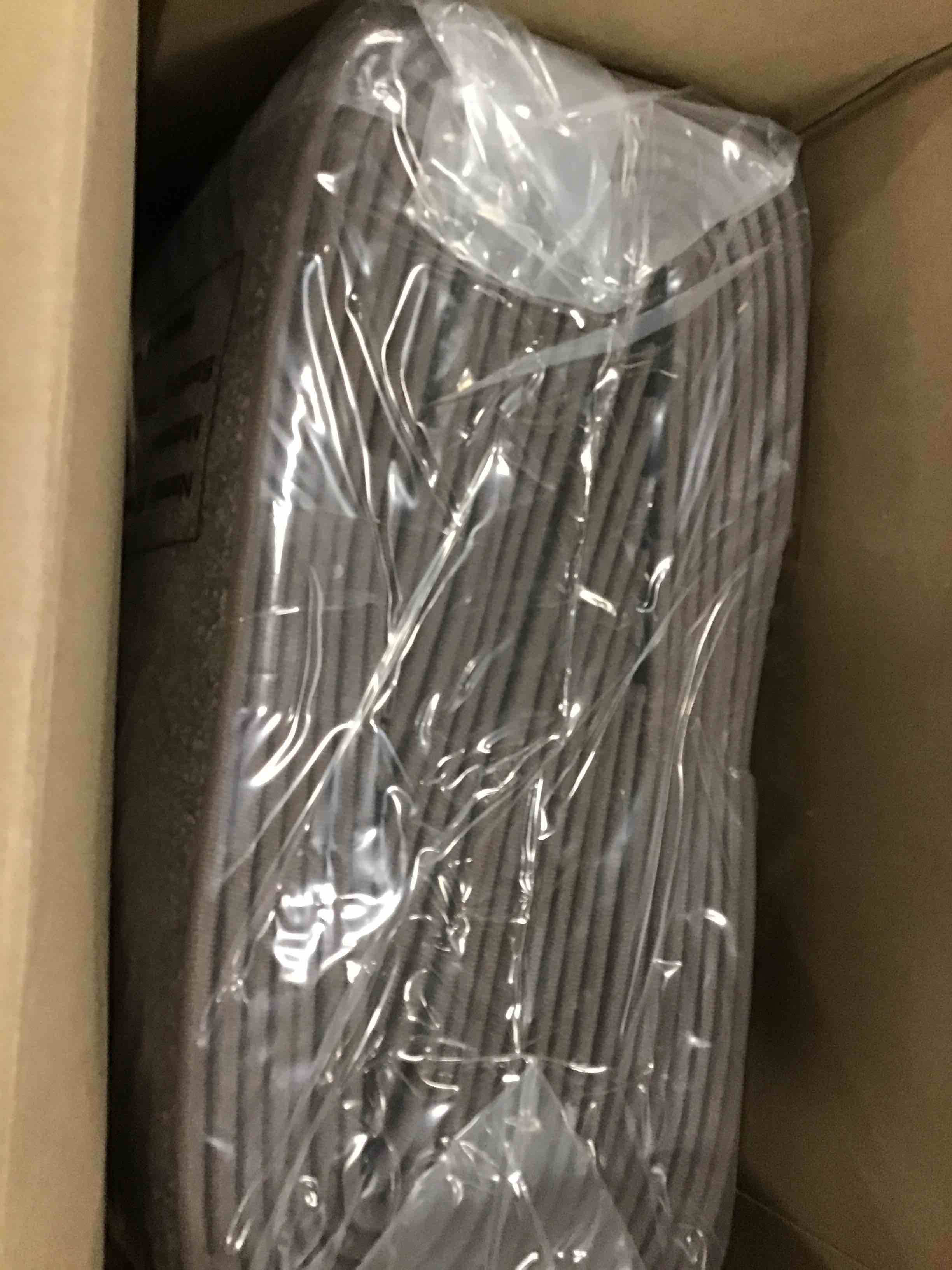 https://s3.amazonaws.com/lotting-images-prod/bidfta/BLU5855010_1703768827396.jpeg