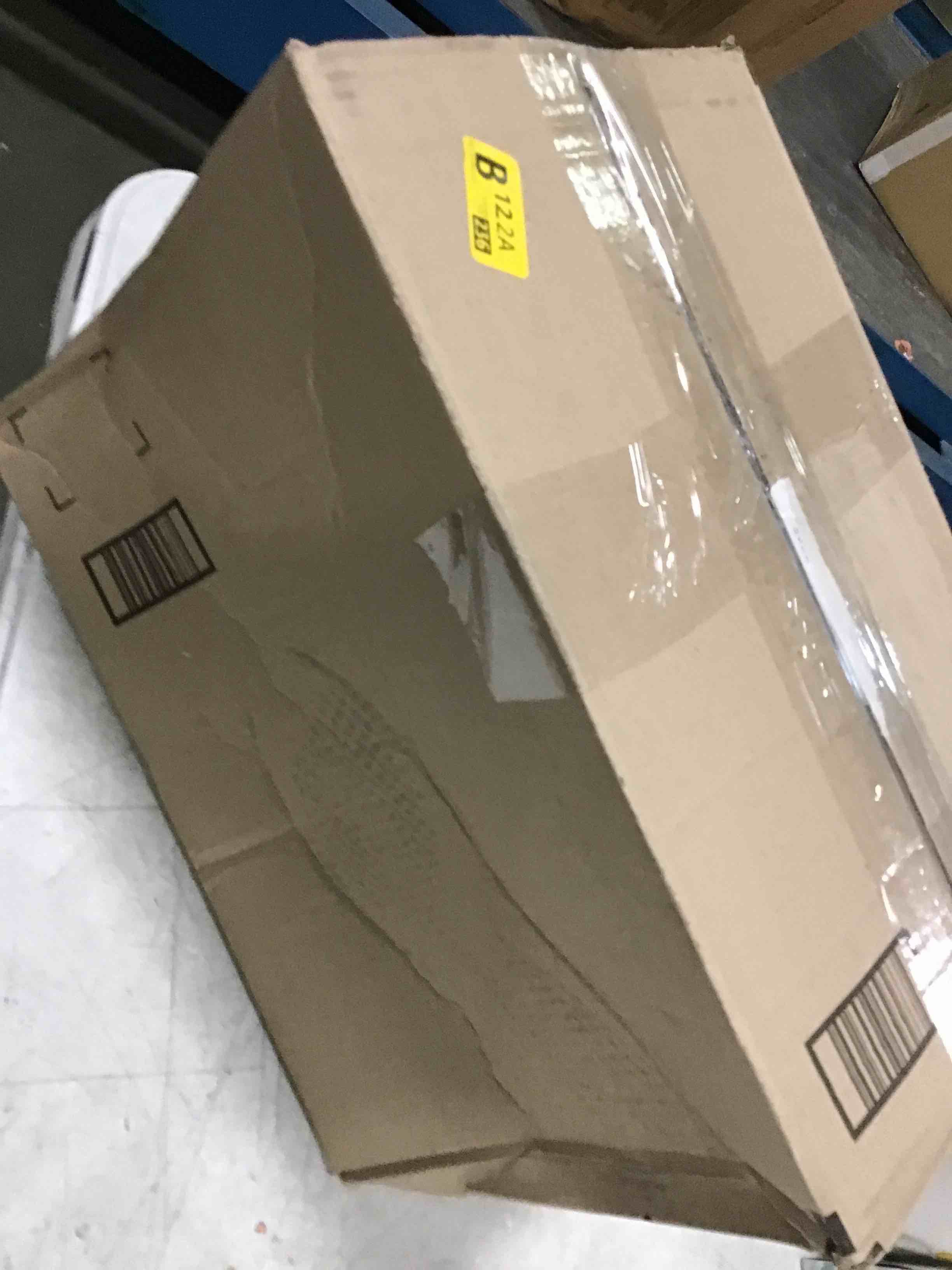 https://s3.amazonaws.com/lotting-images-prod/bidfta/BLU5855010_1703768835474.jpeg