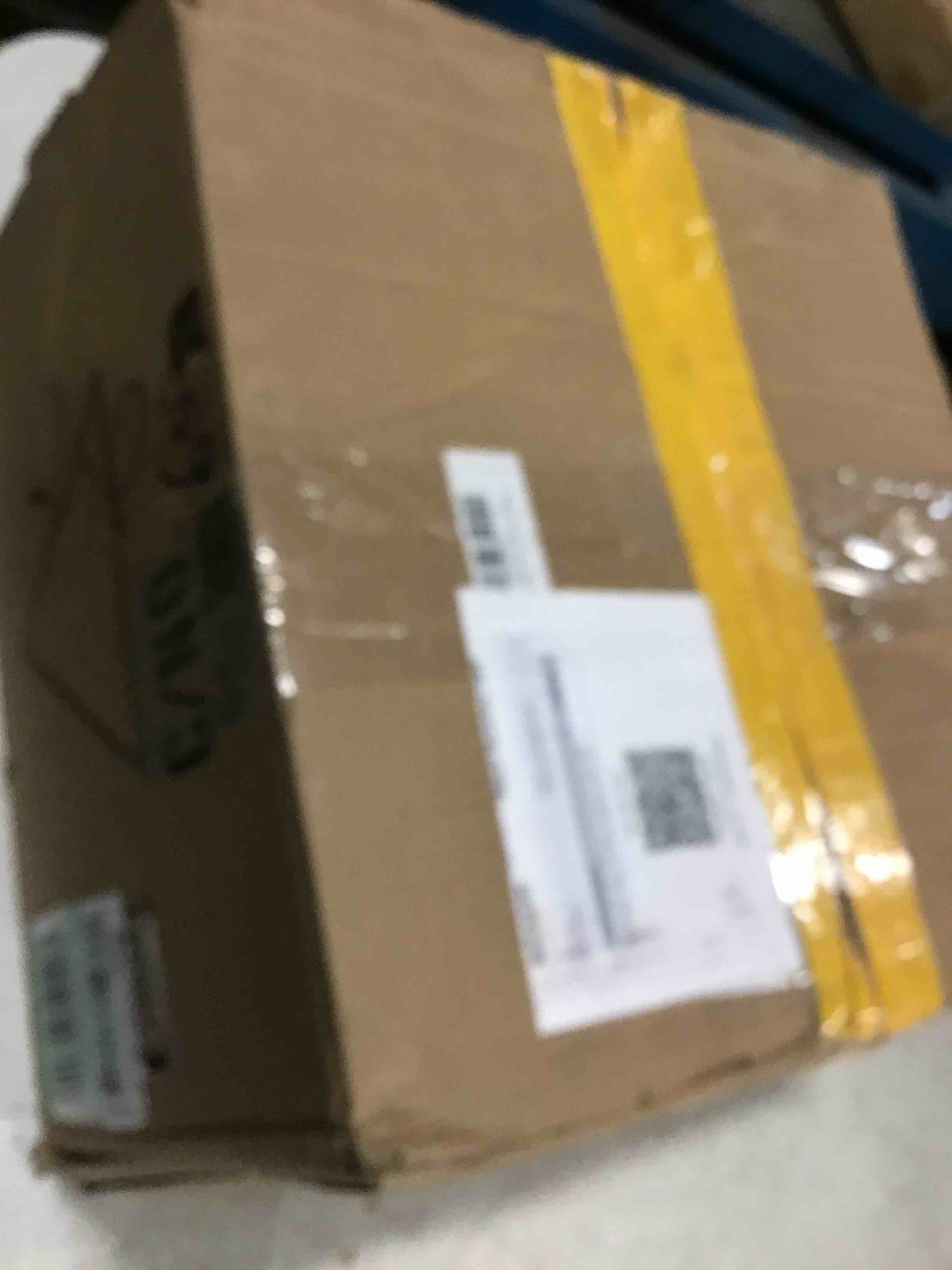 https://s3.amazonaws.com/lotting-images-prod/bidfta/BLU5855201_1703787924909.jpeg