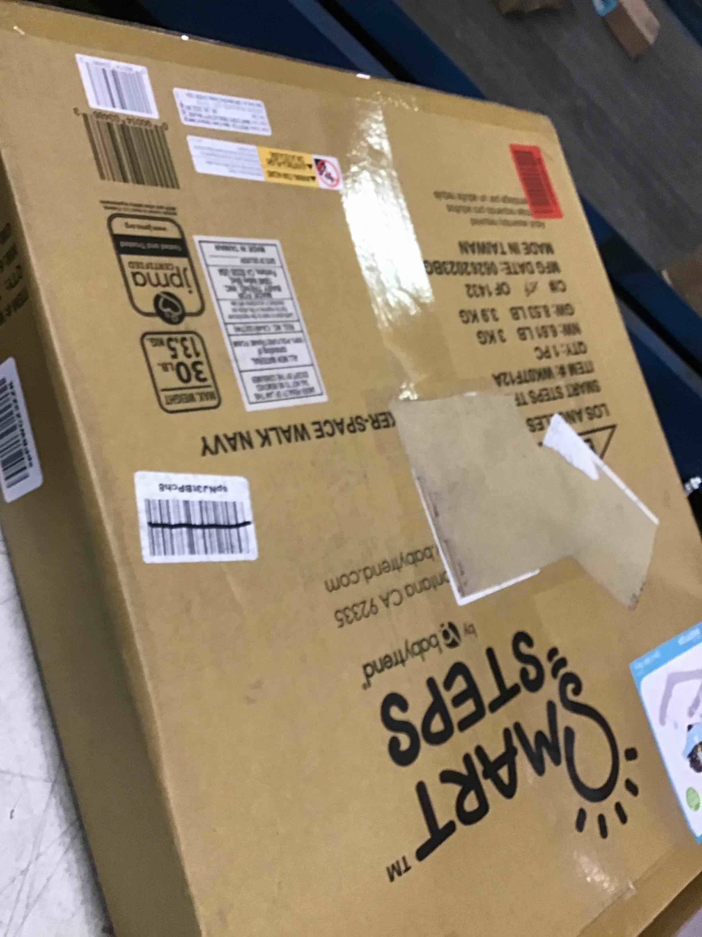 https://s3.amazonaws.com/lotting-images-prod/bidfta/BLU5855253_1703791558683.jpeg