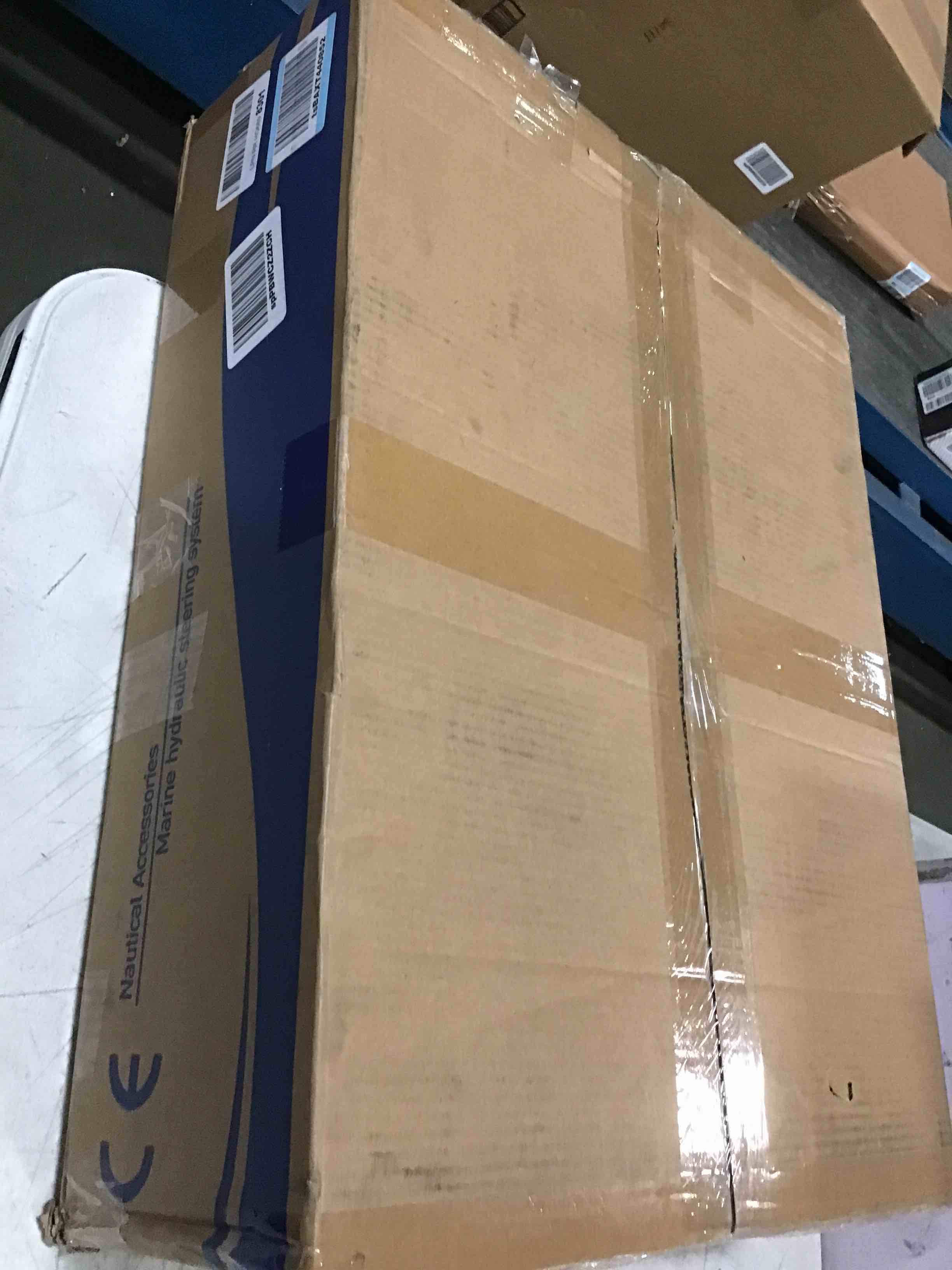 https://s3.amazonaws.com/lotting-images-prod/bidfta/BLU5855289_1703795675541.jpeg